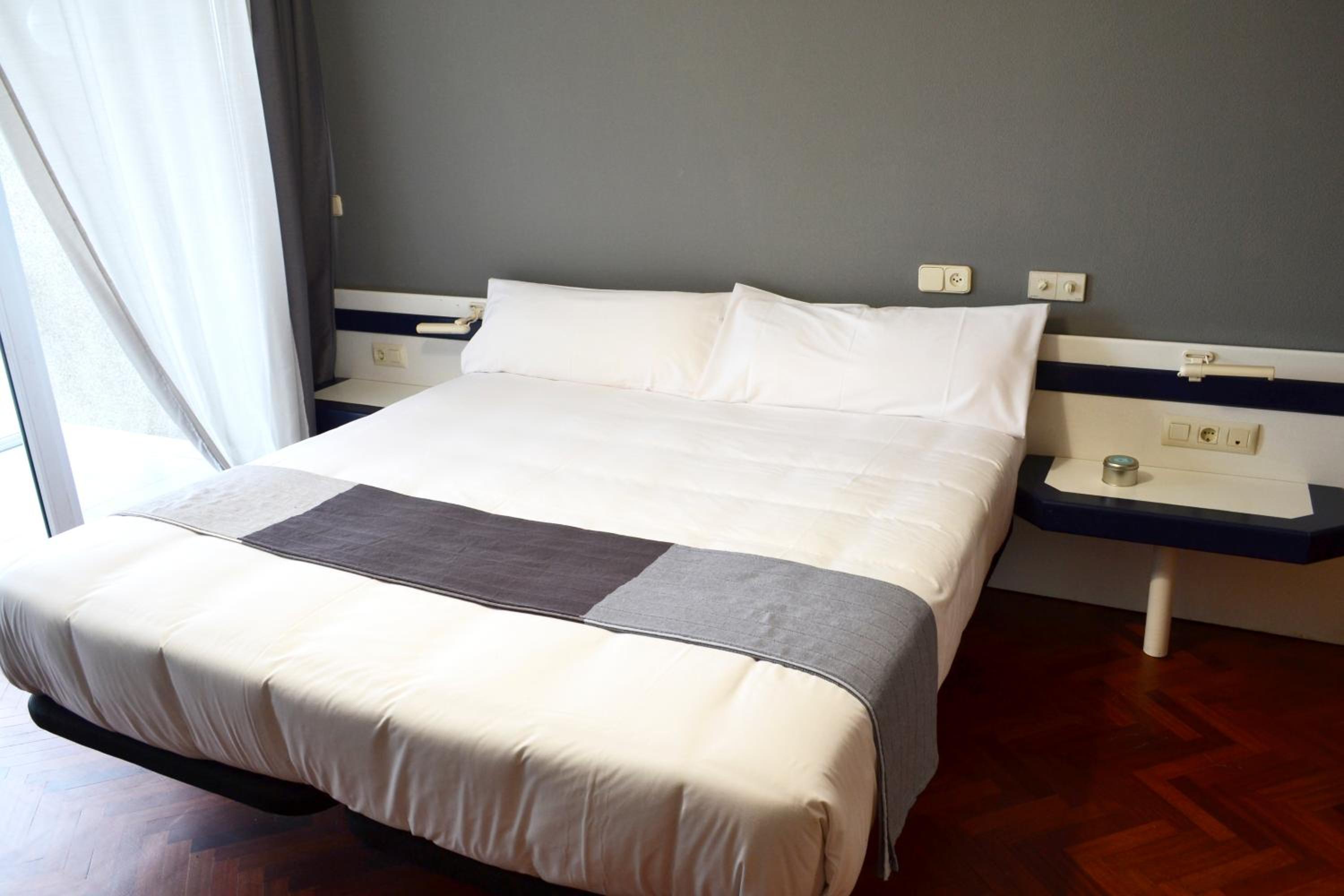 Apartamento Dúplex Familiar con Vista al Mar