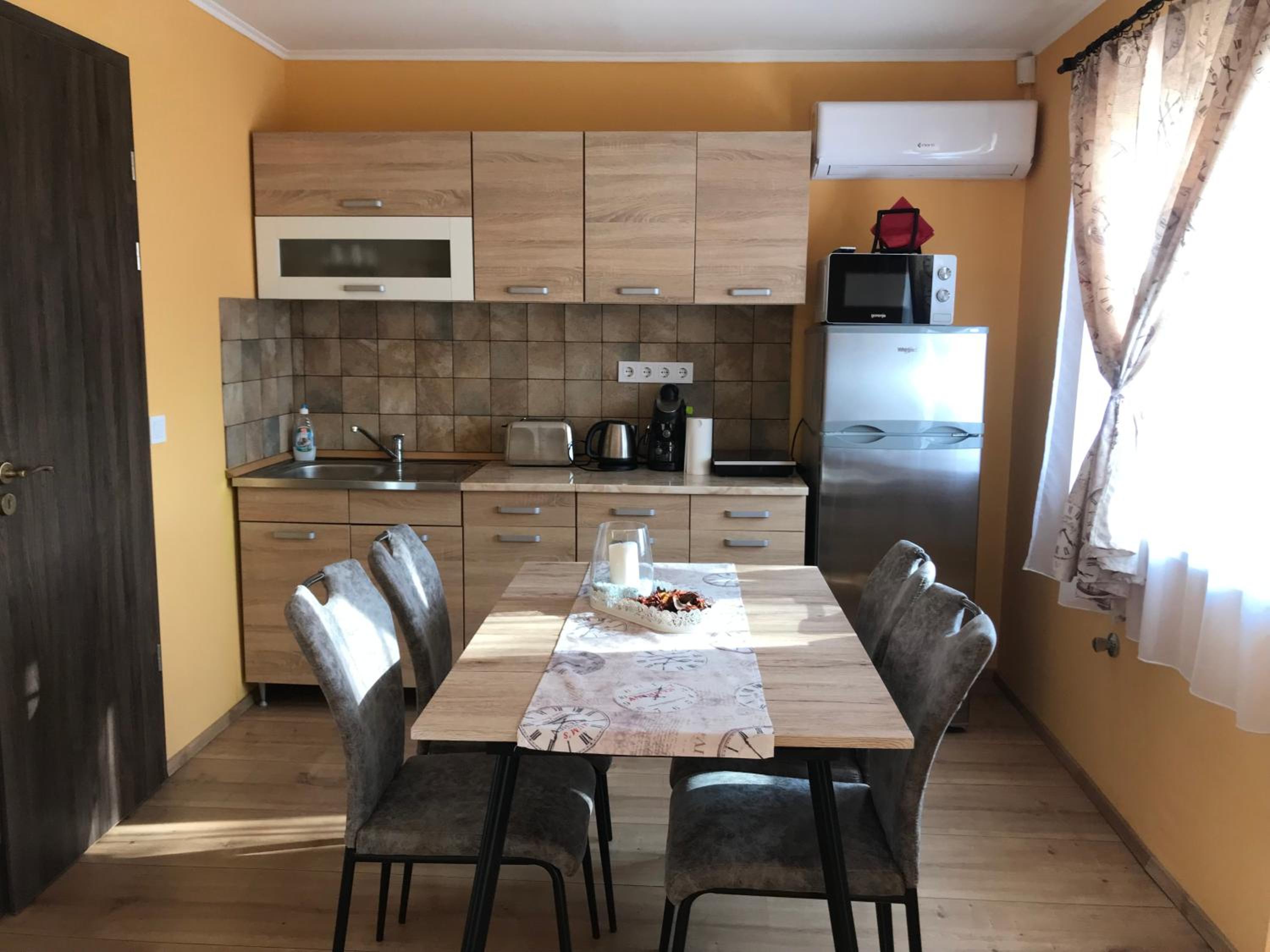 Apartment With Terrace photo 3