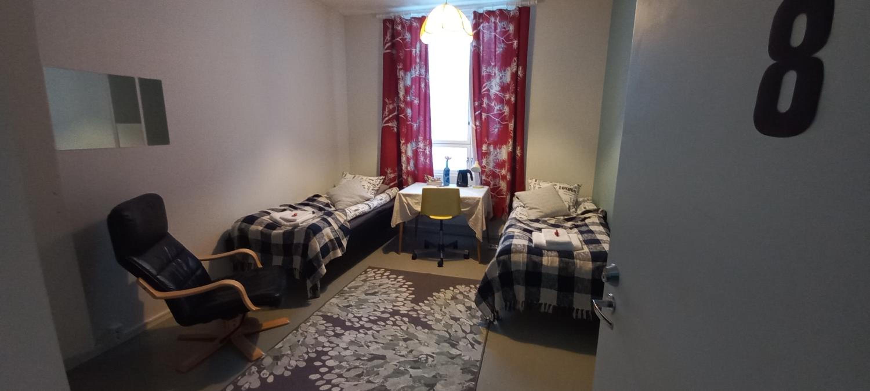 Twin Room - Photo 1