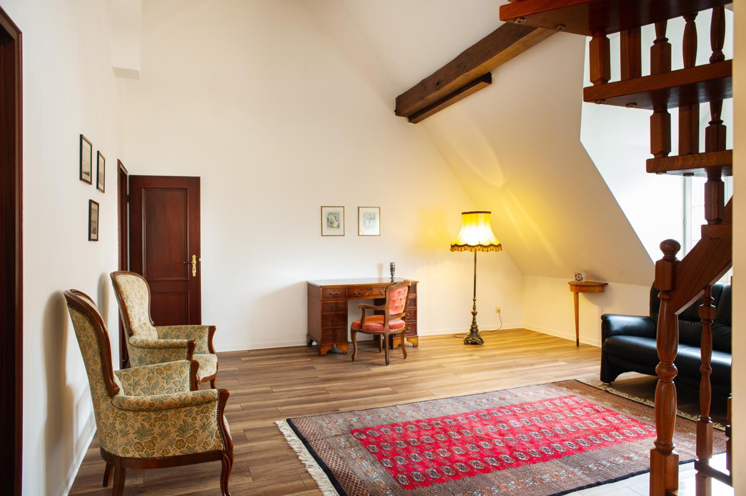 Two-Bedroom Apartment - Photo 3