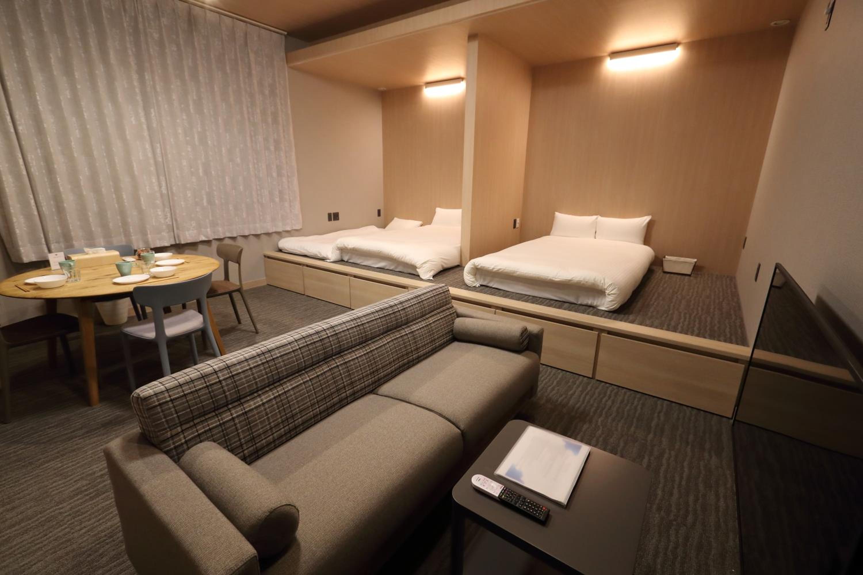 One-Bedroom Apartment - Photo 4