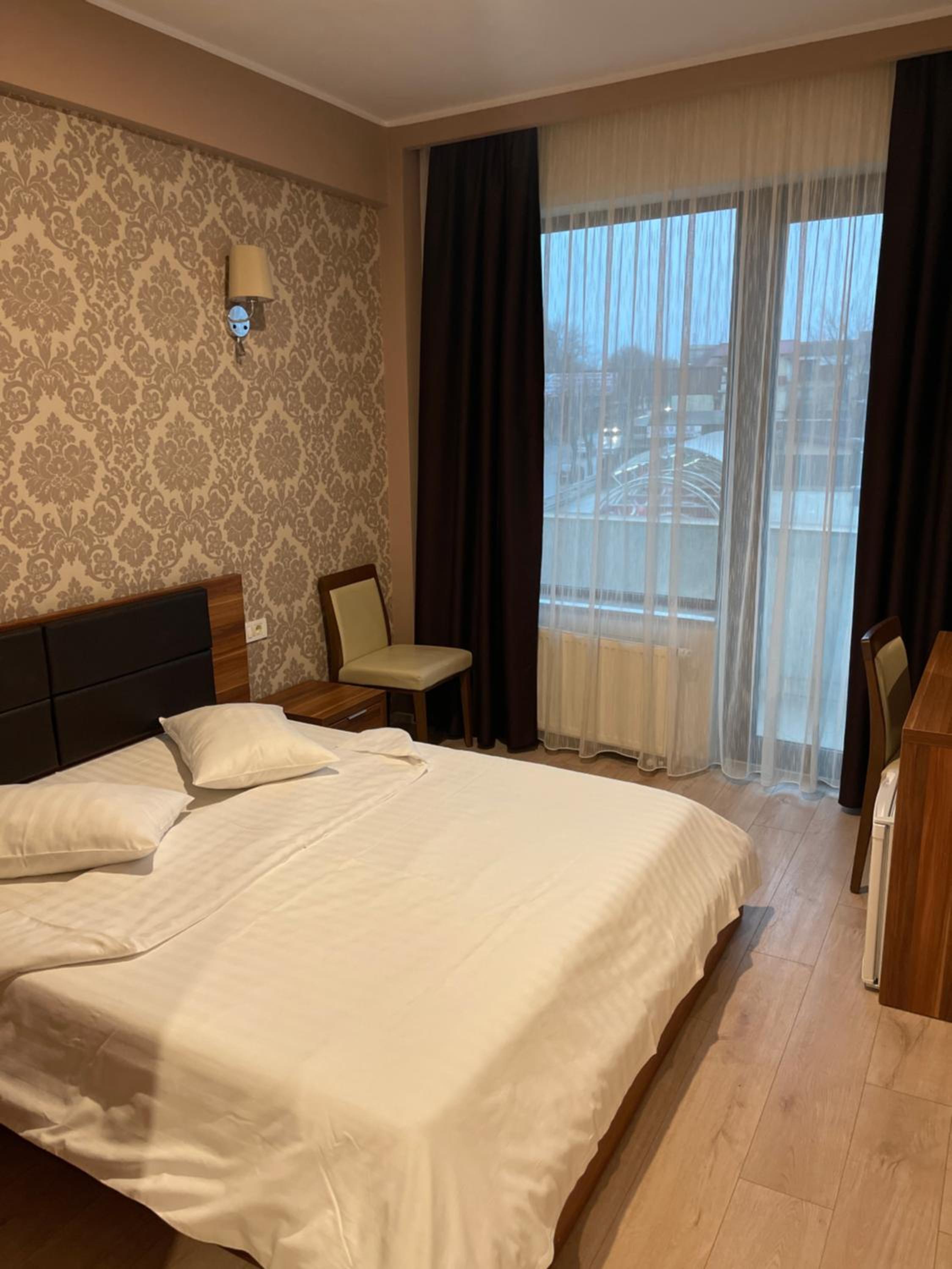 Deluxe Double Room - Photo 1