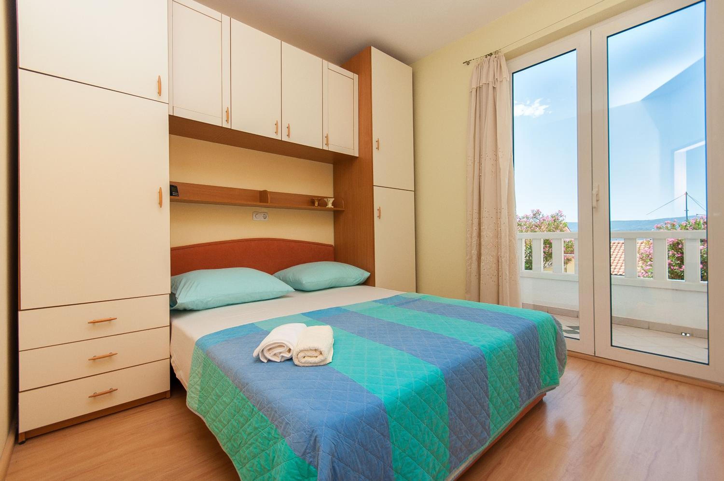 Three-Bedroom Apartment with Balcony and Sea View