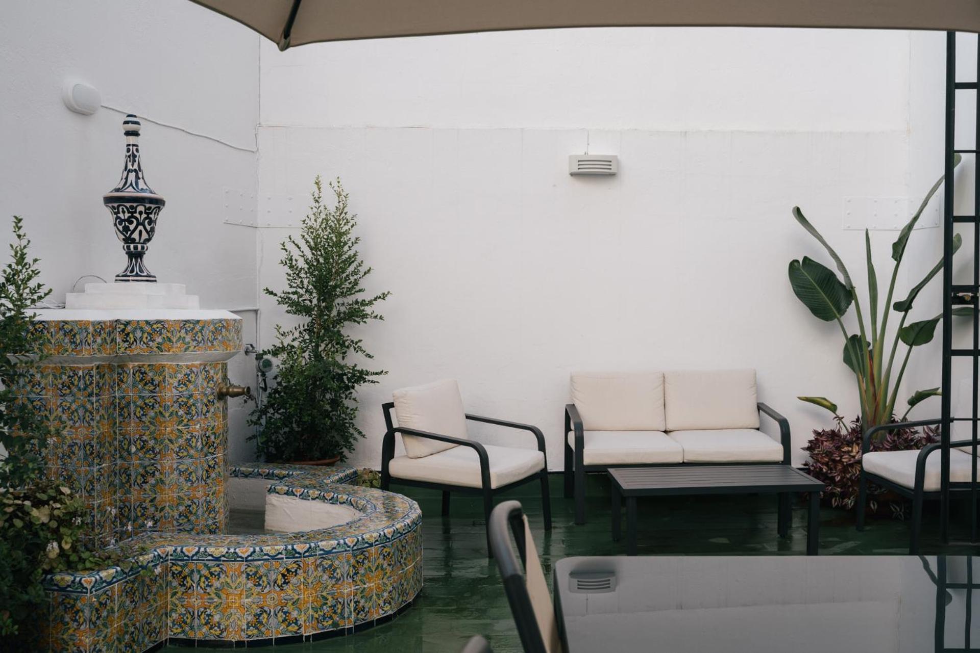 Apartment with Interior Patio - Photo 10