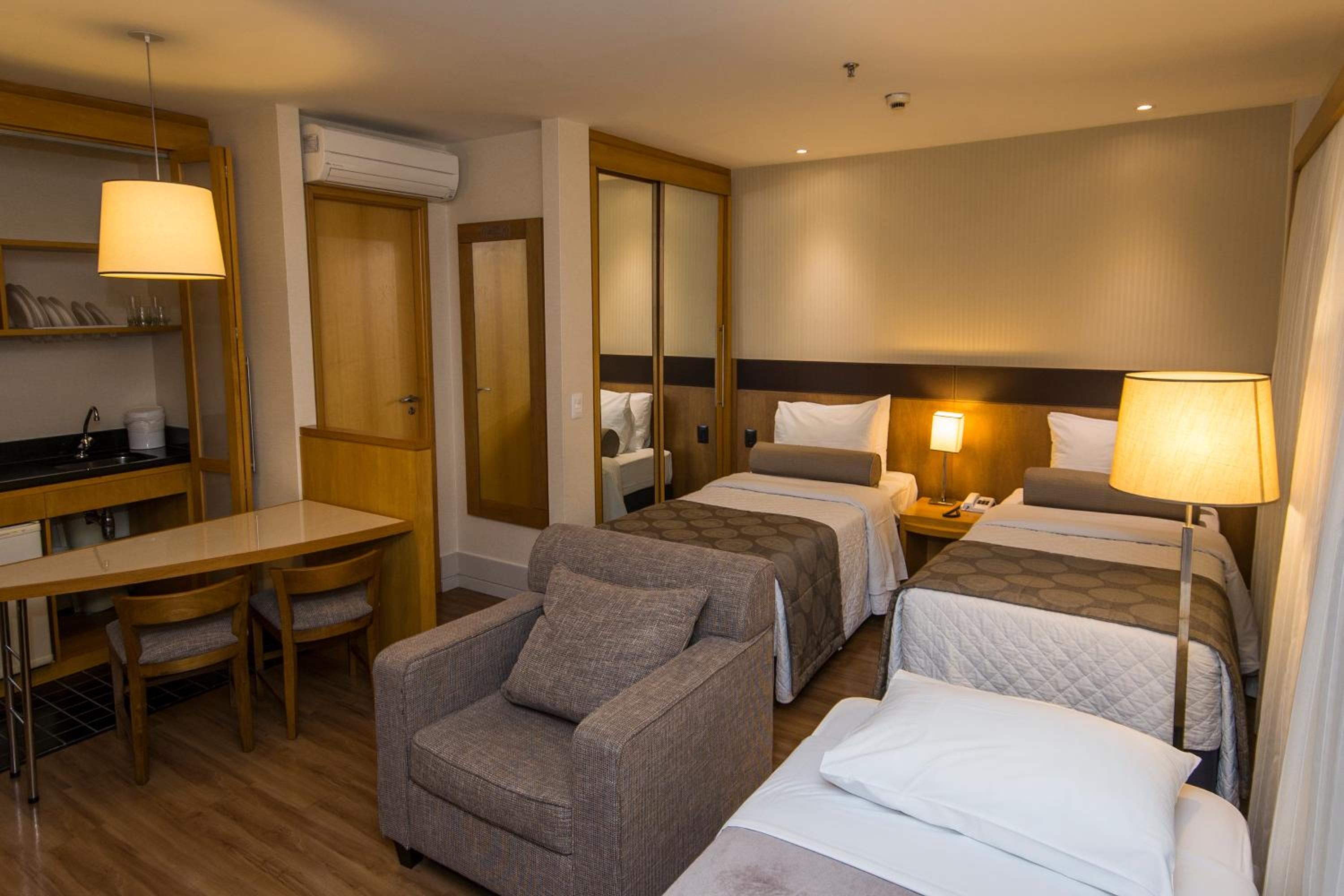 Standard Triple Room - Photo 1