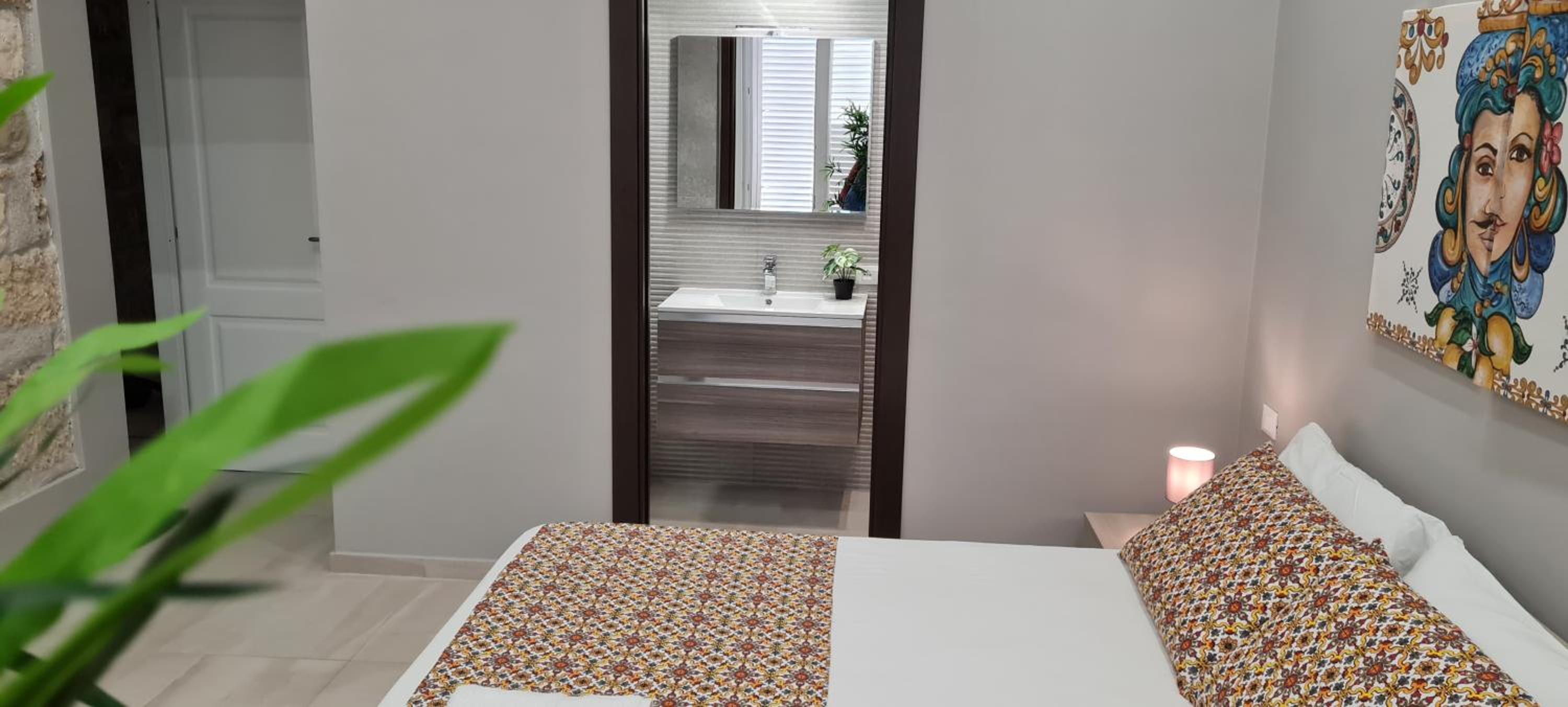 Deluxe Double Room with Shower photo 1