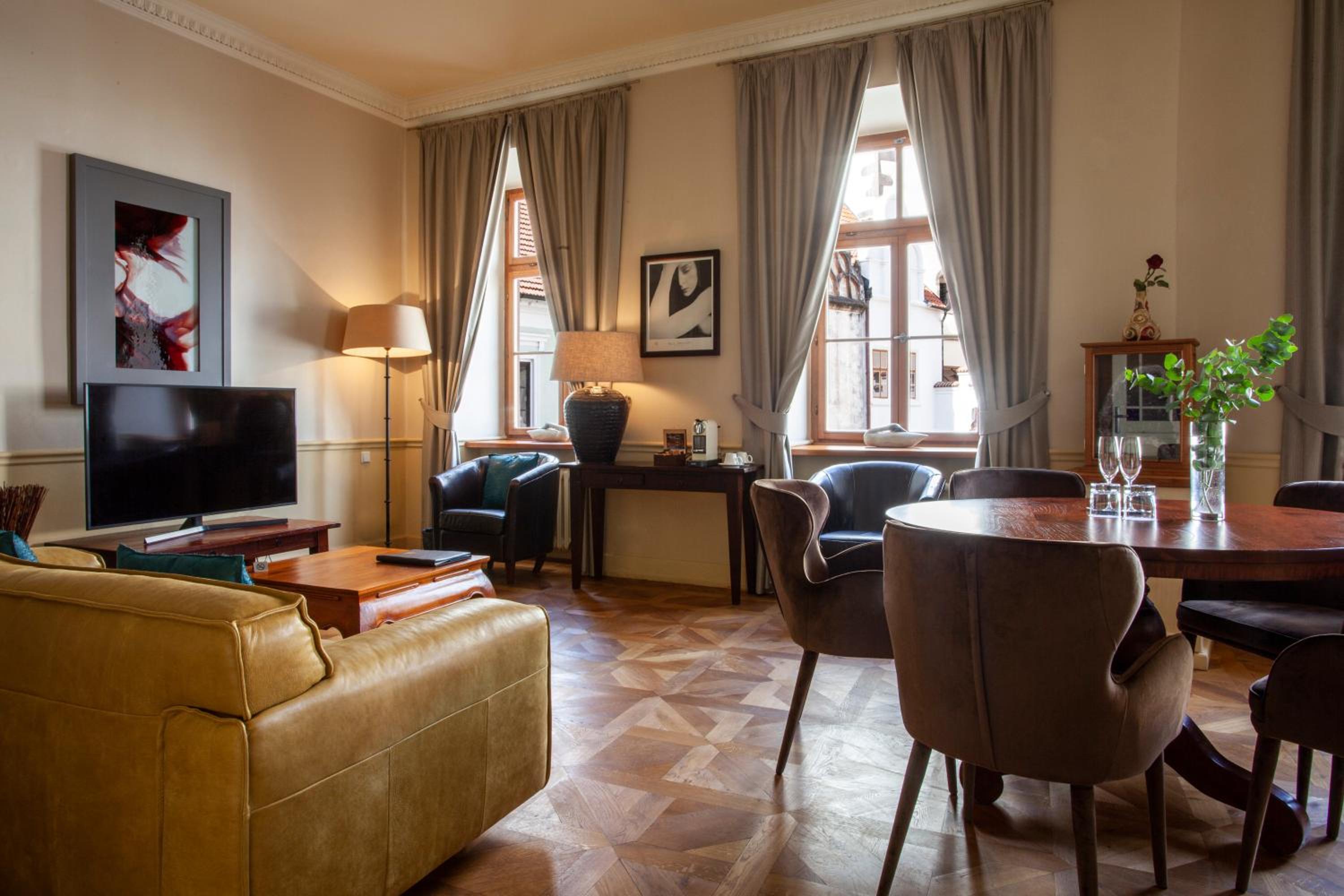 Presidential Suite photo 3