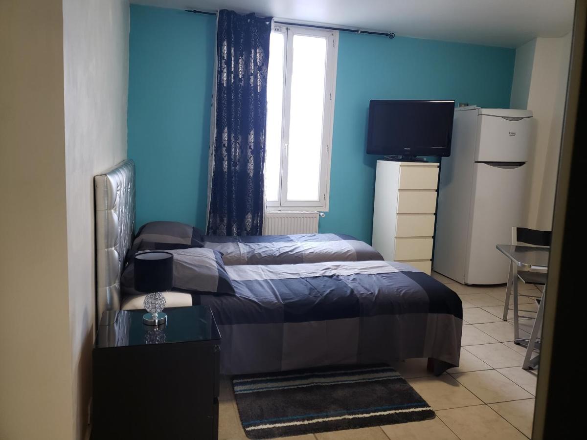 Double or Twin Room photo 3