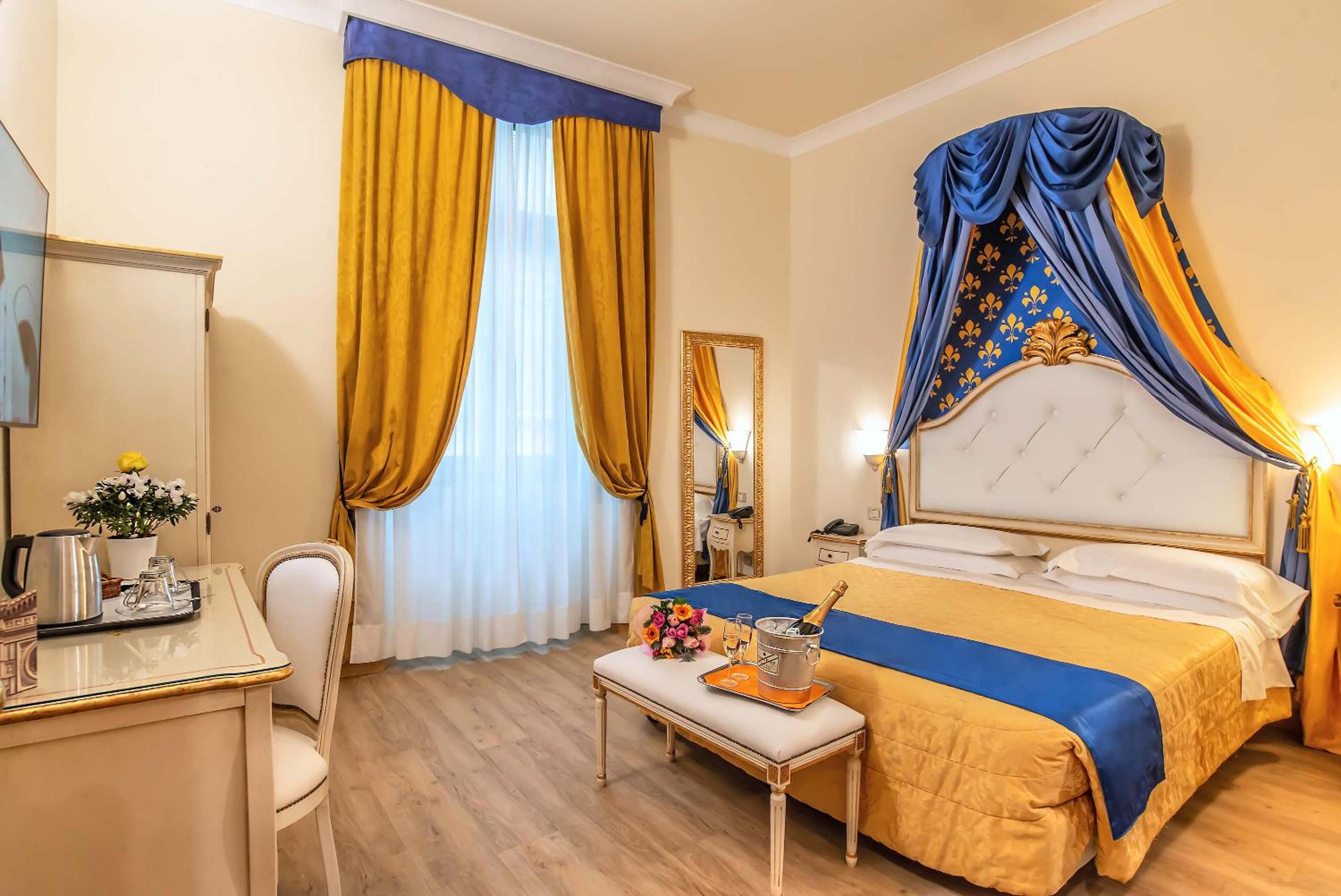 Double or Twin Room - Photo 1