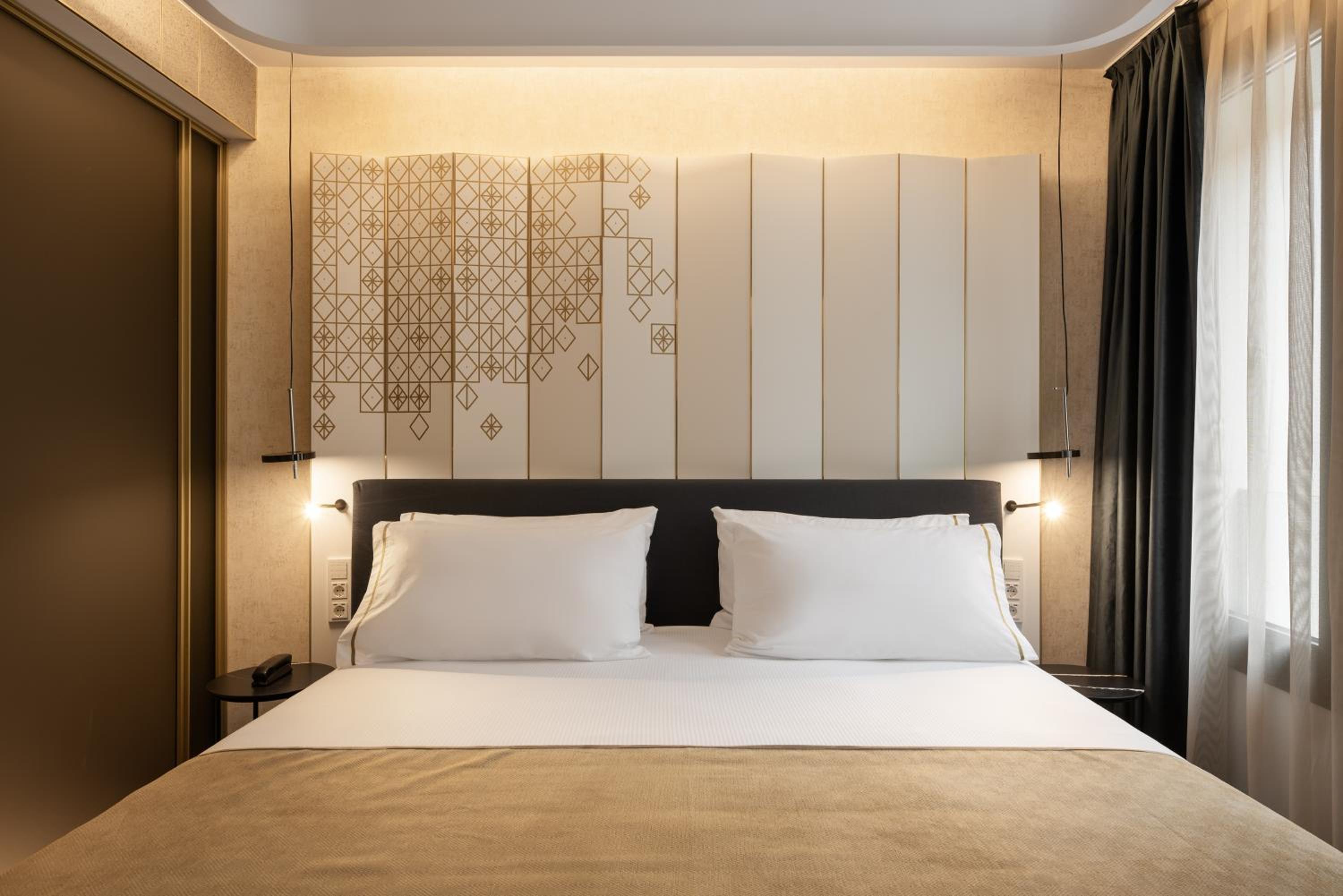 Junior Suite - Photo 1