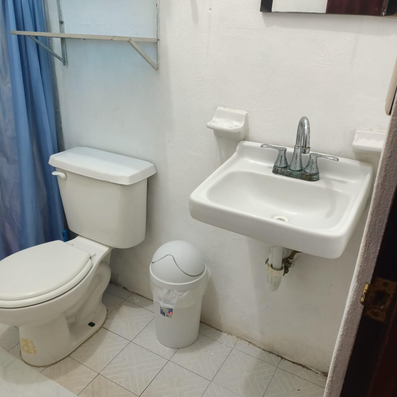 One-Bedroom Apartment - Photo 6