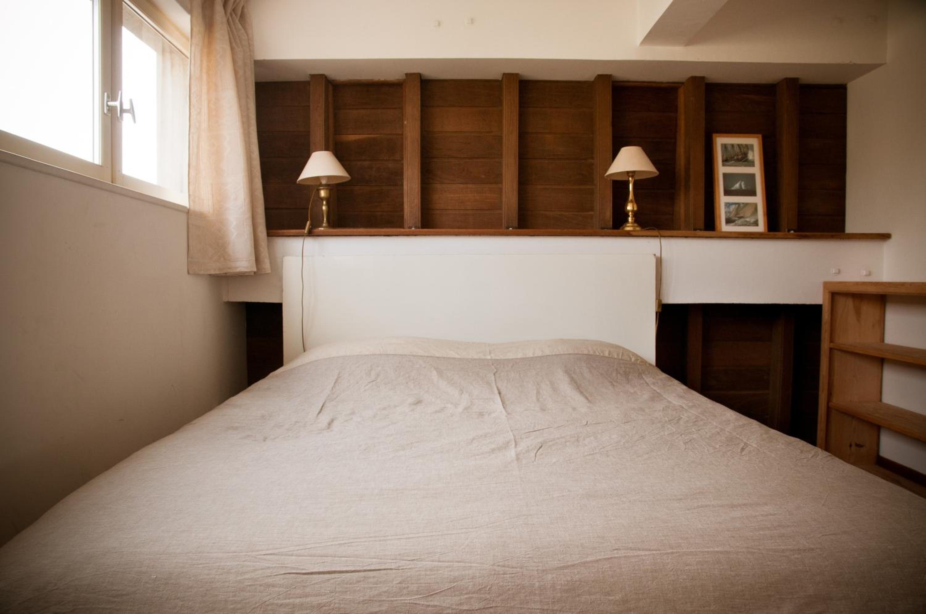Two-Bedroom Townhouse - Photo 3