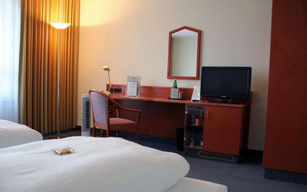 Standard Double Room - Photo 4