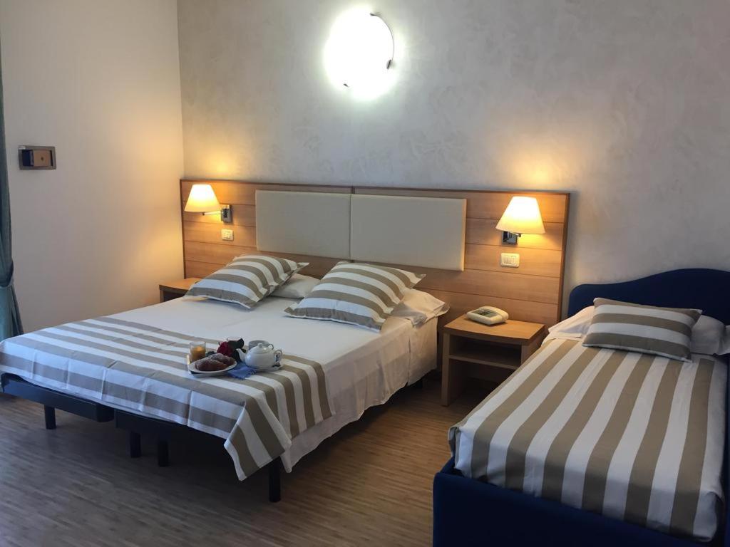 Standard Triple Room photo 1