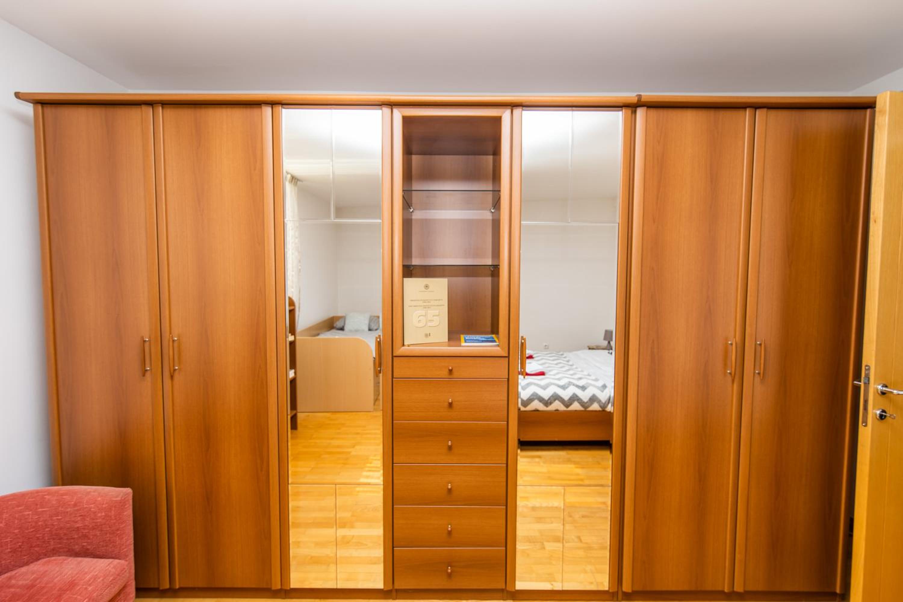 Two-Bedroom Apartment - Photo 24