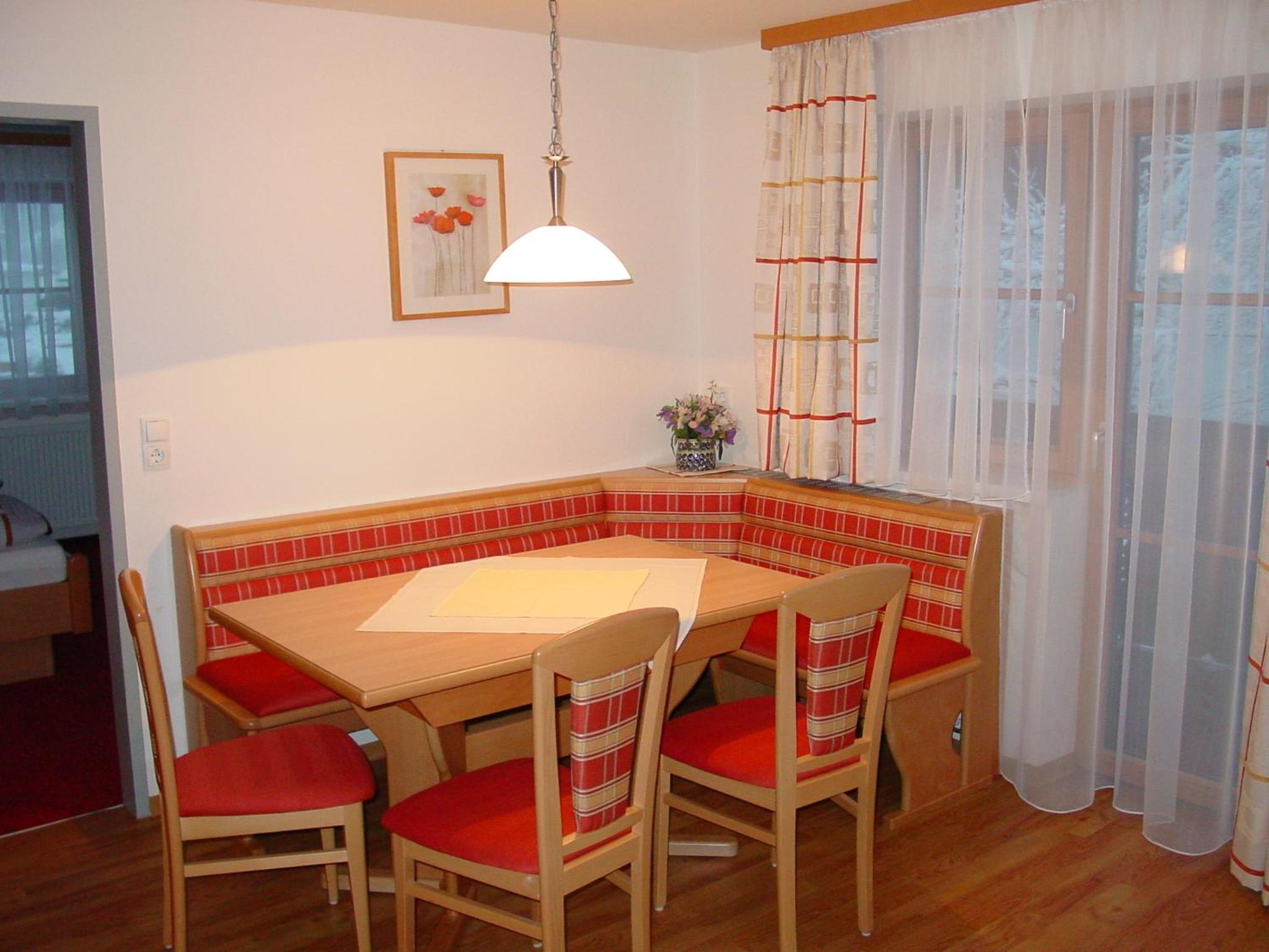Two-Bedroom Apartment with Shower  photo 2