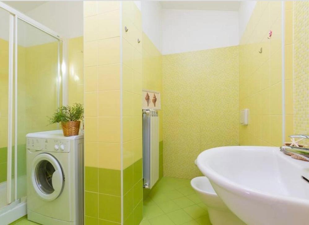 Two-Bedroom Apartment with Terrace and Sea View photo 2