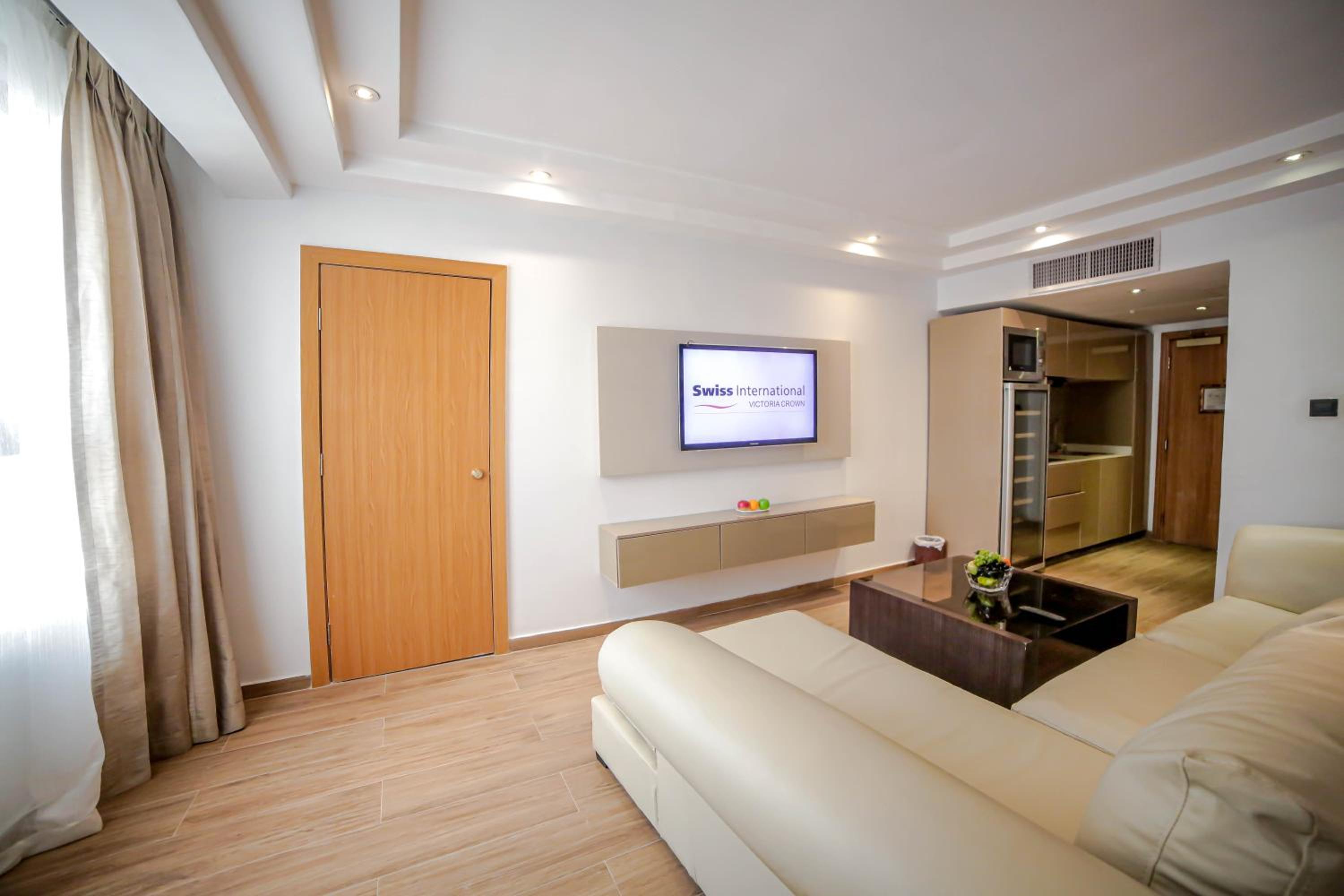 Deluxe Suite - Photo 2