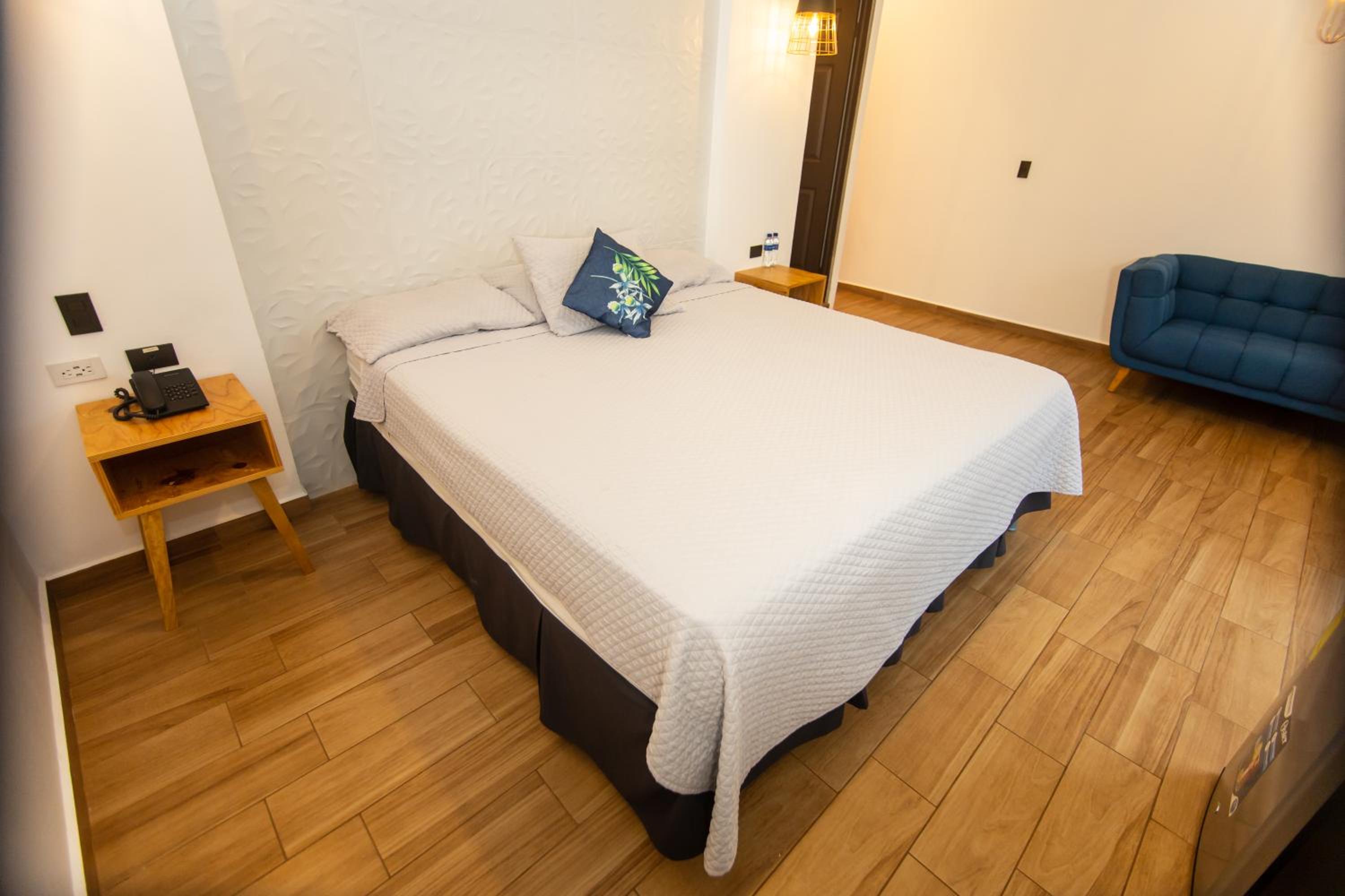 Suite photo 1
