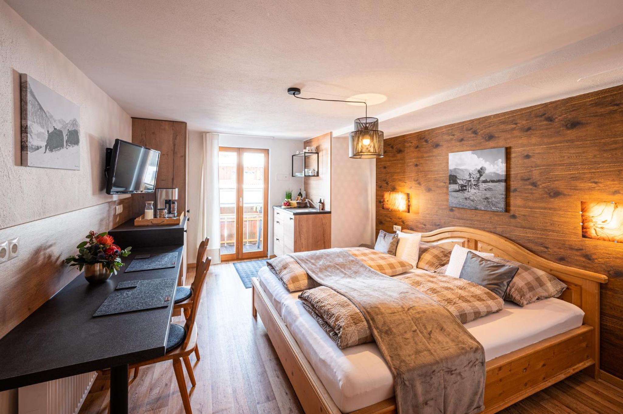 Double Room with Mountain View photo 1