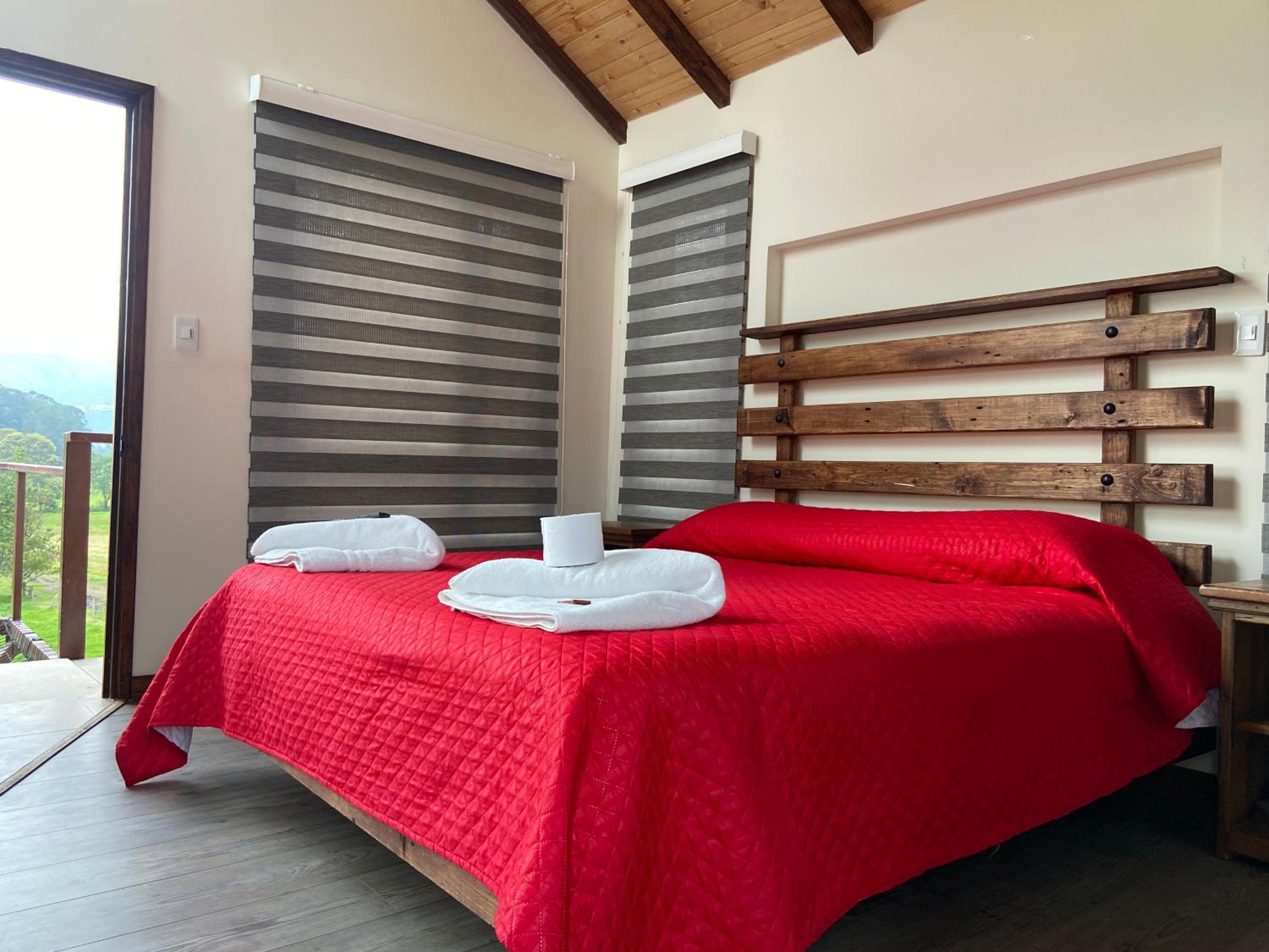 Deluxe Double Room with Bath photo 1