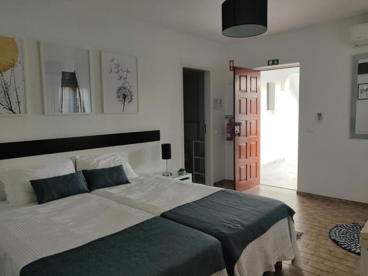 Double or Twin Room with Balcony photo 3
