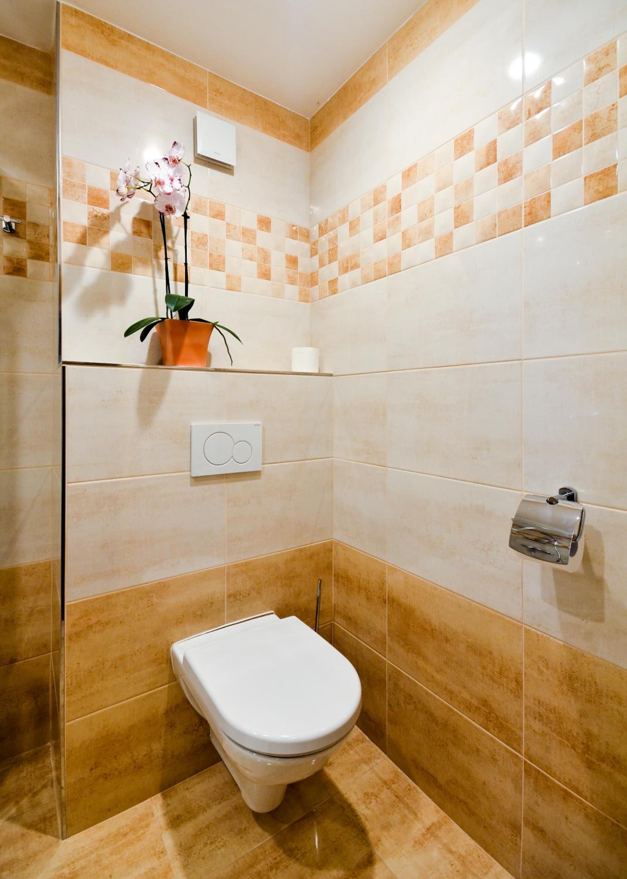 Standard Double or Twin Room - Photo 7