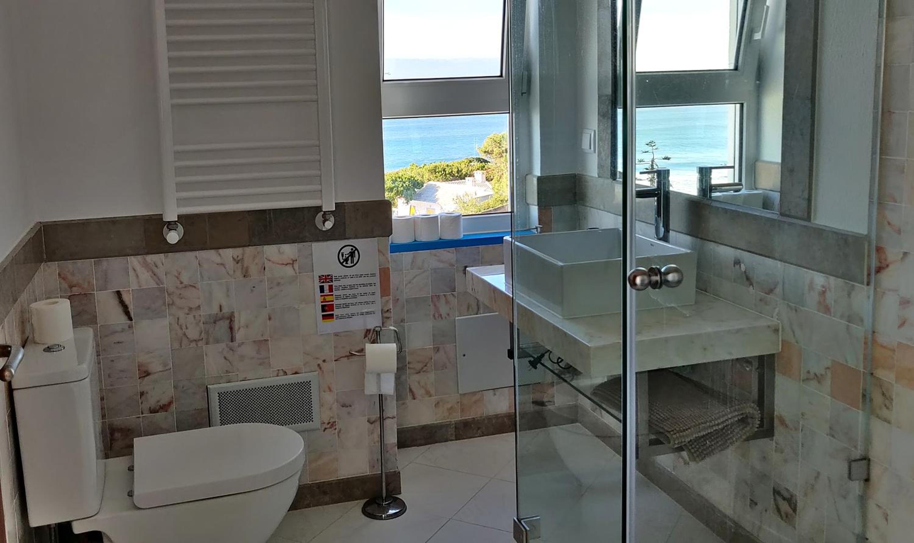 Deluxe Double Room with Balcony and Sea View - Photo 5