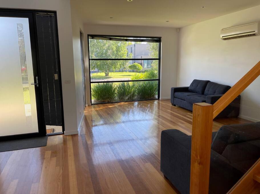Four-Bedroom House photo 1