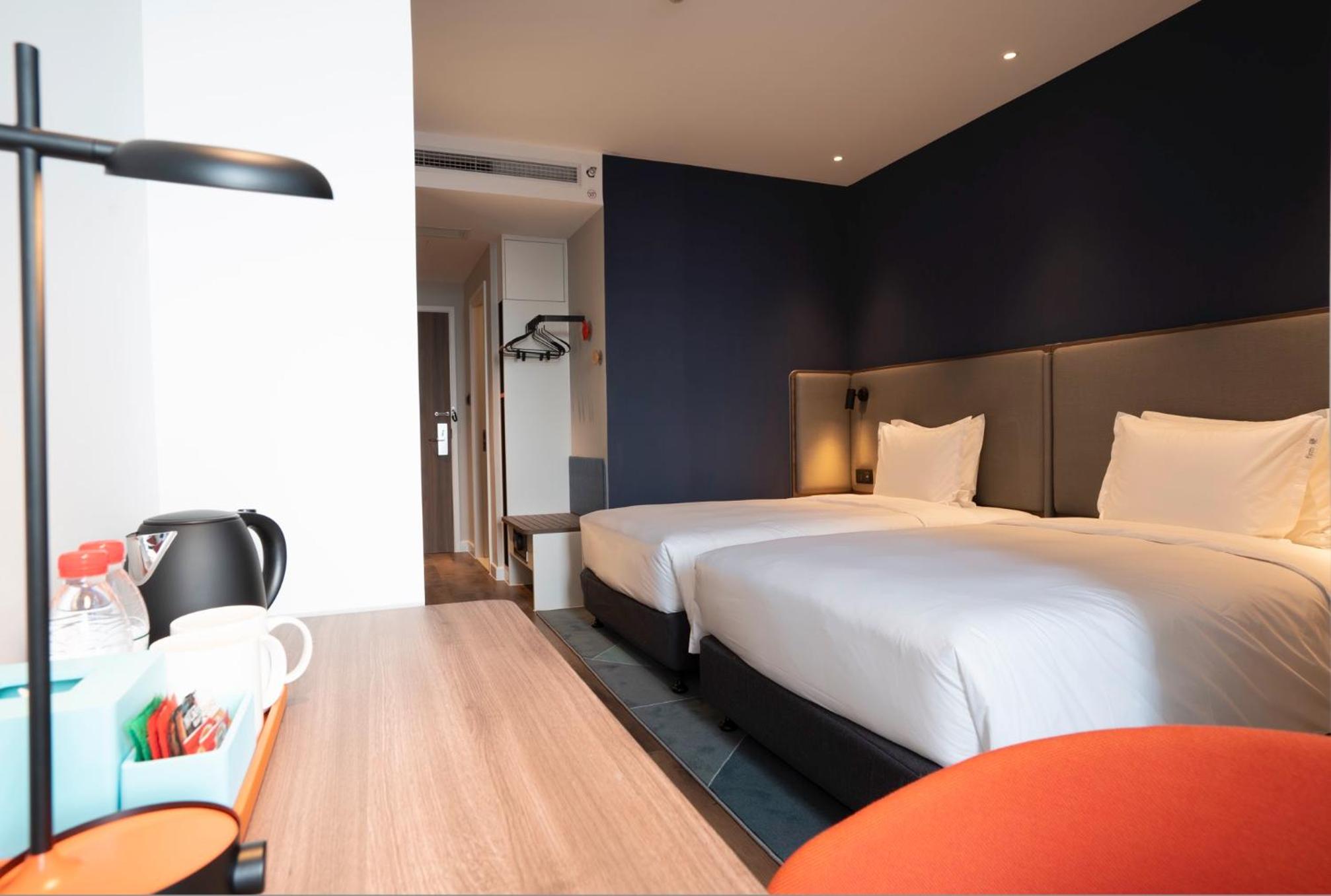 Standard Twin Room - Photo 1