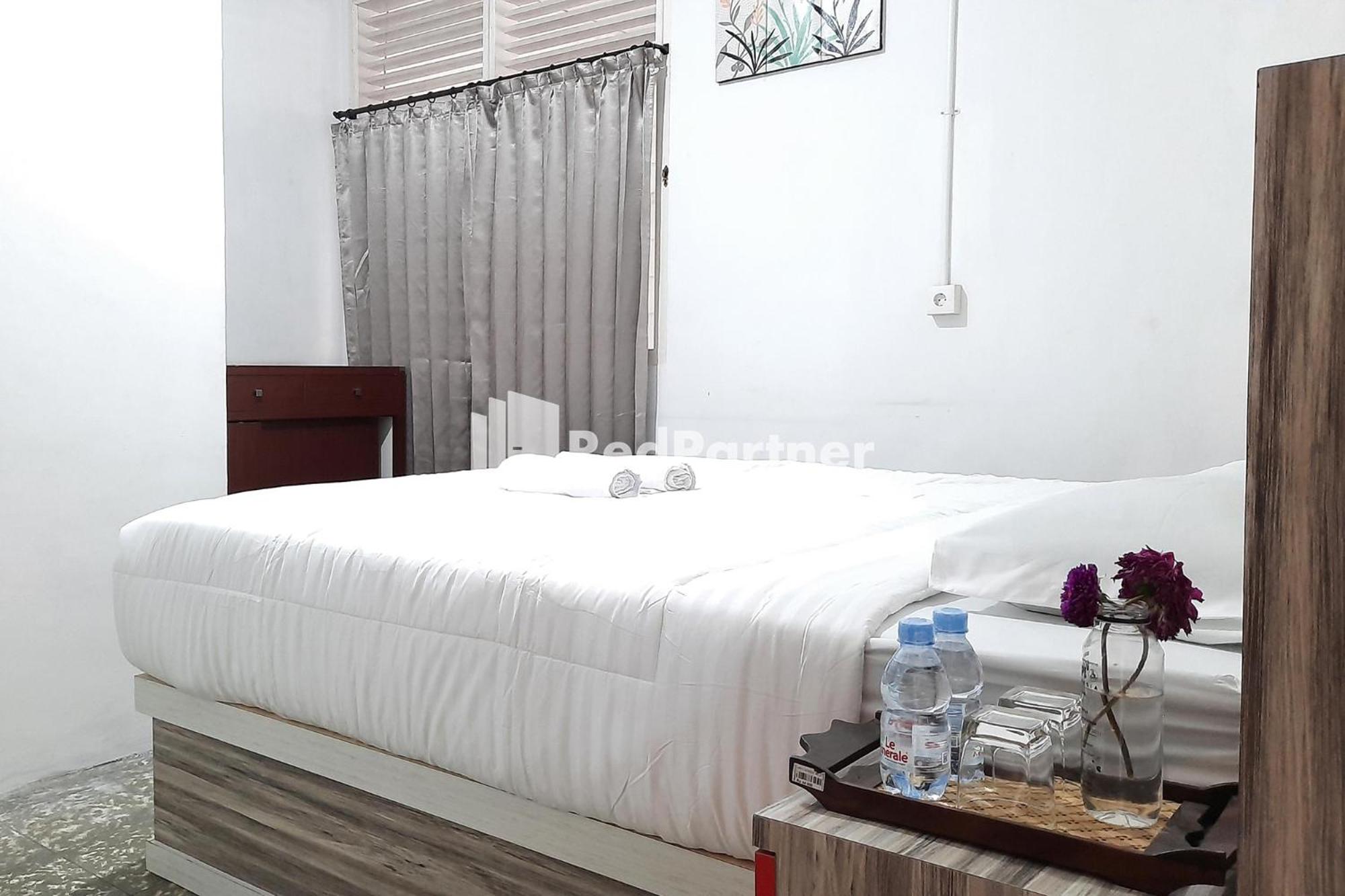 Standard Double Room - Photo 6