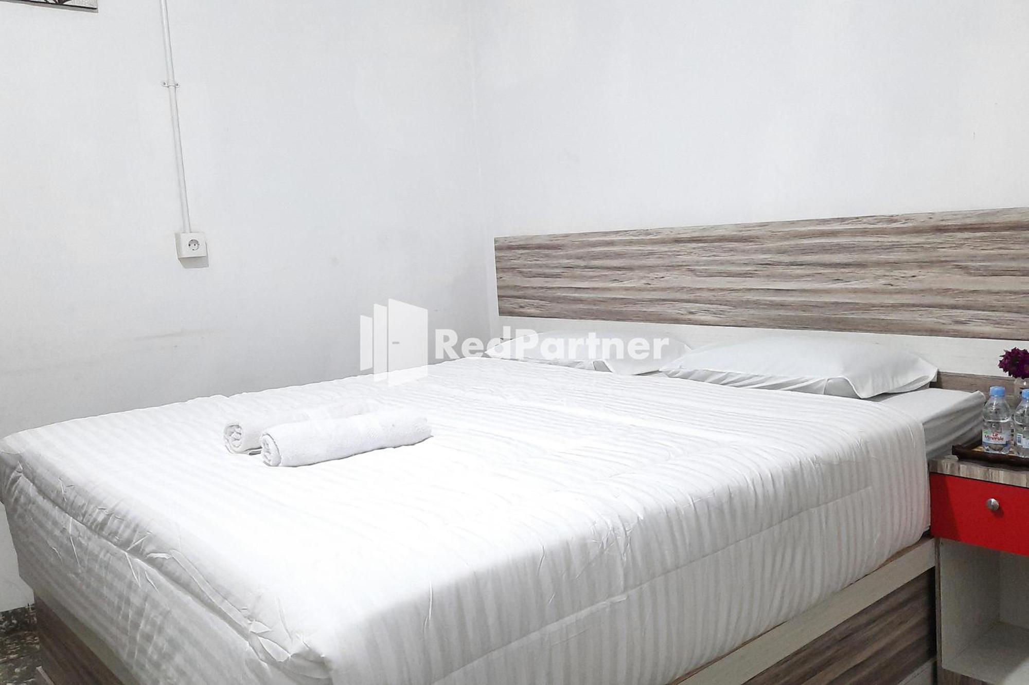Standard Double Room - Photo 4