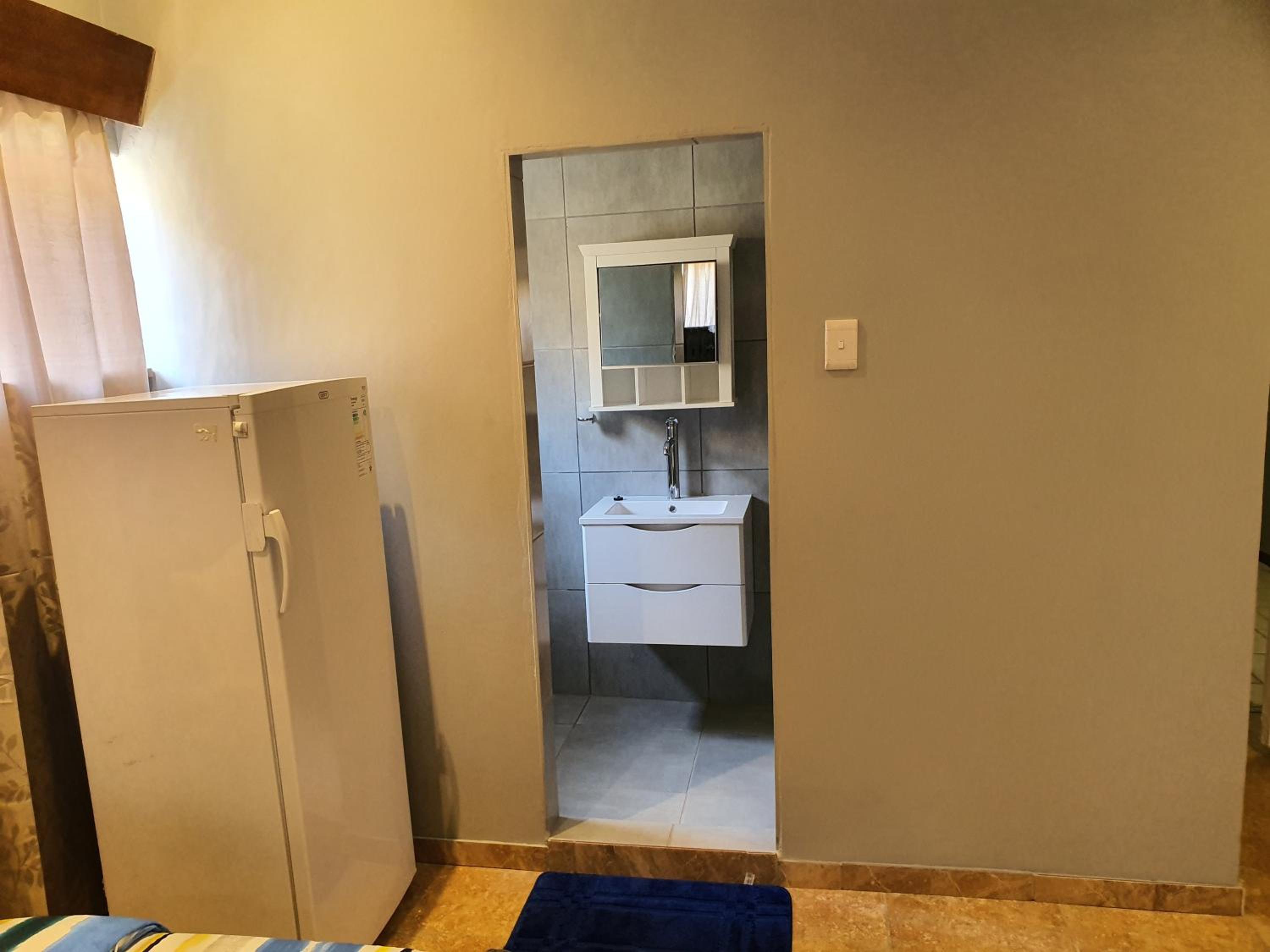 Family Room with Shower - Photo 1