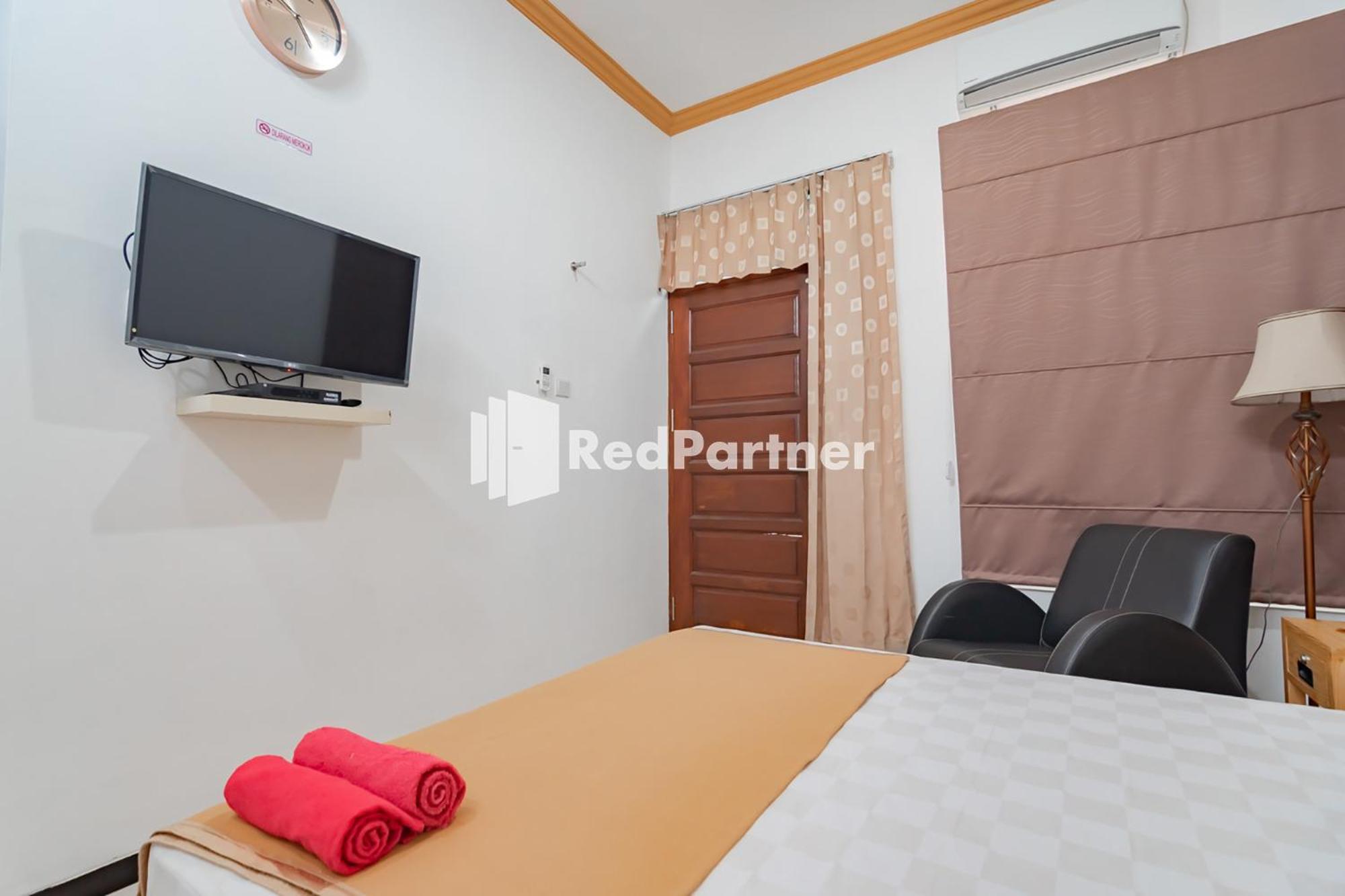 Deluxe Double Room - Photo 8