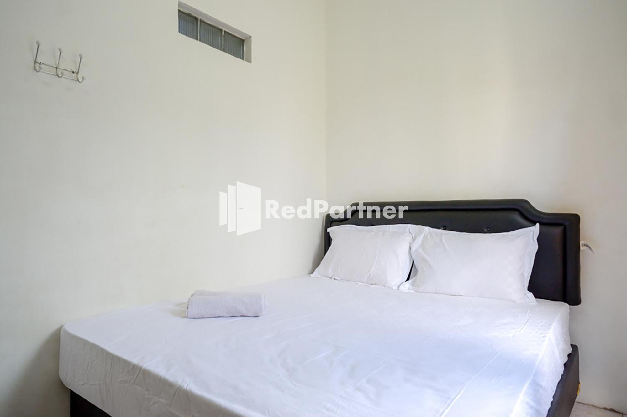 Economy Double Room - Photo 2