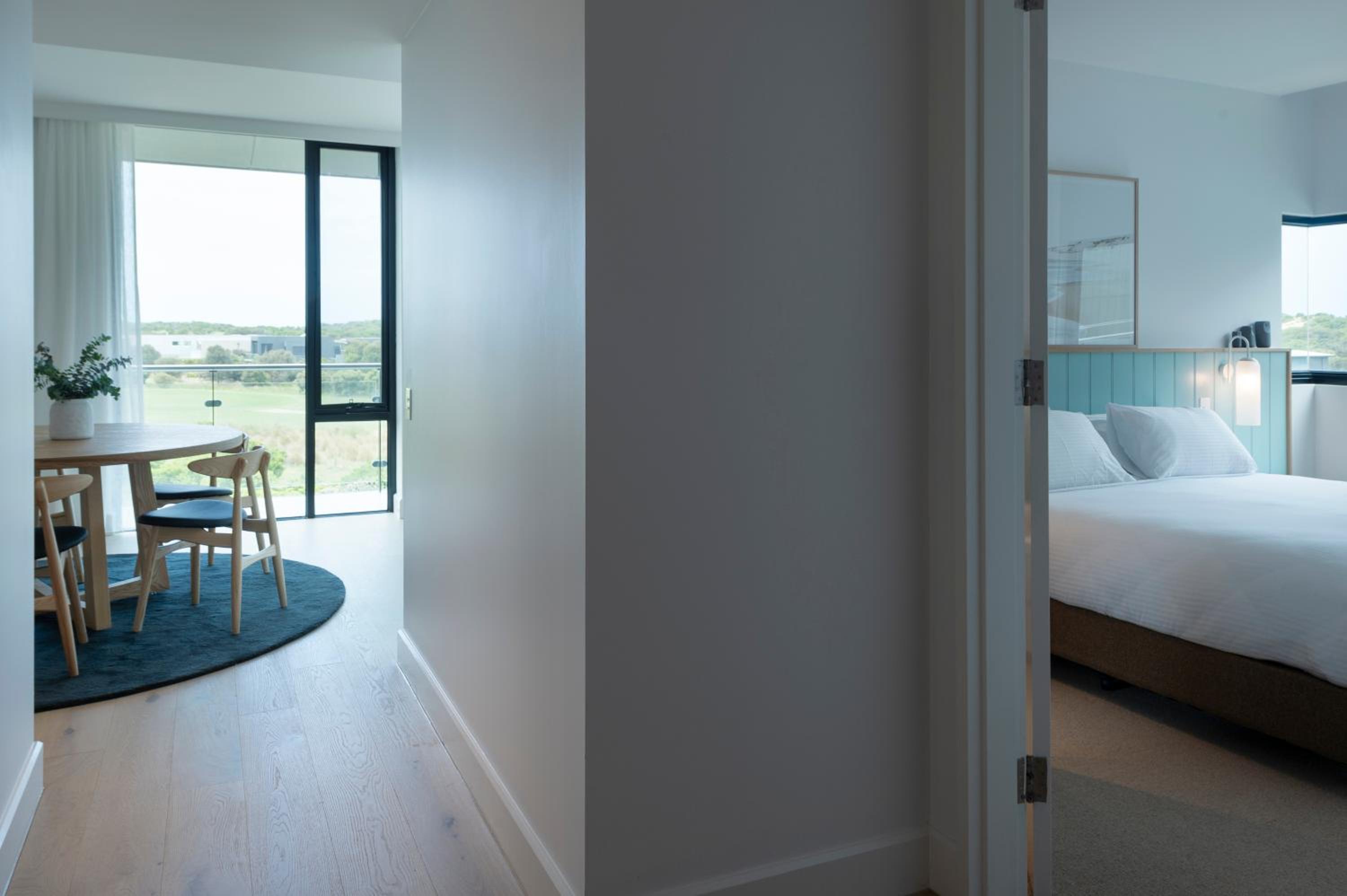 Golf View 2 Bedroom Suite - Photo 3