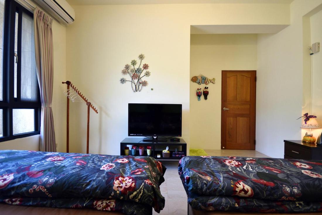 Quadruple Room with Bath photo 2