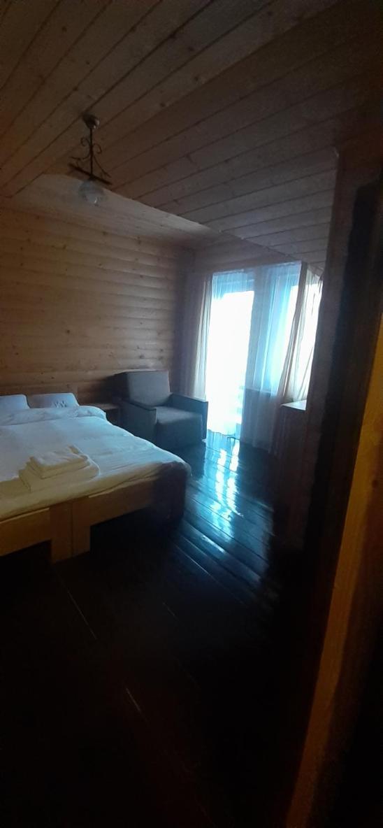 Double Room with Balcony (2 Adults + 1 Child) photo 2