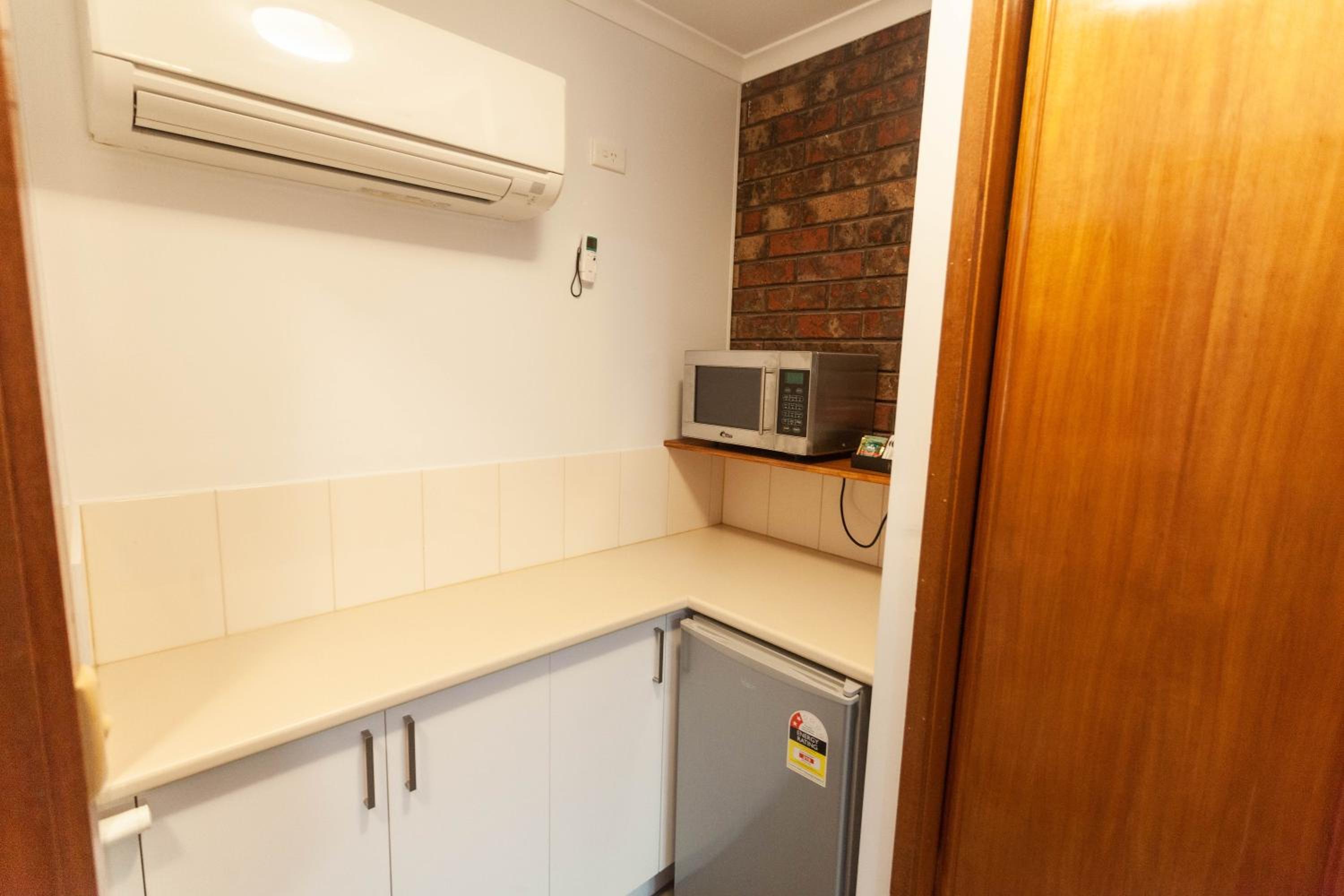 Double Room - Photo 2