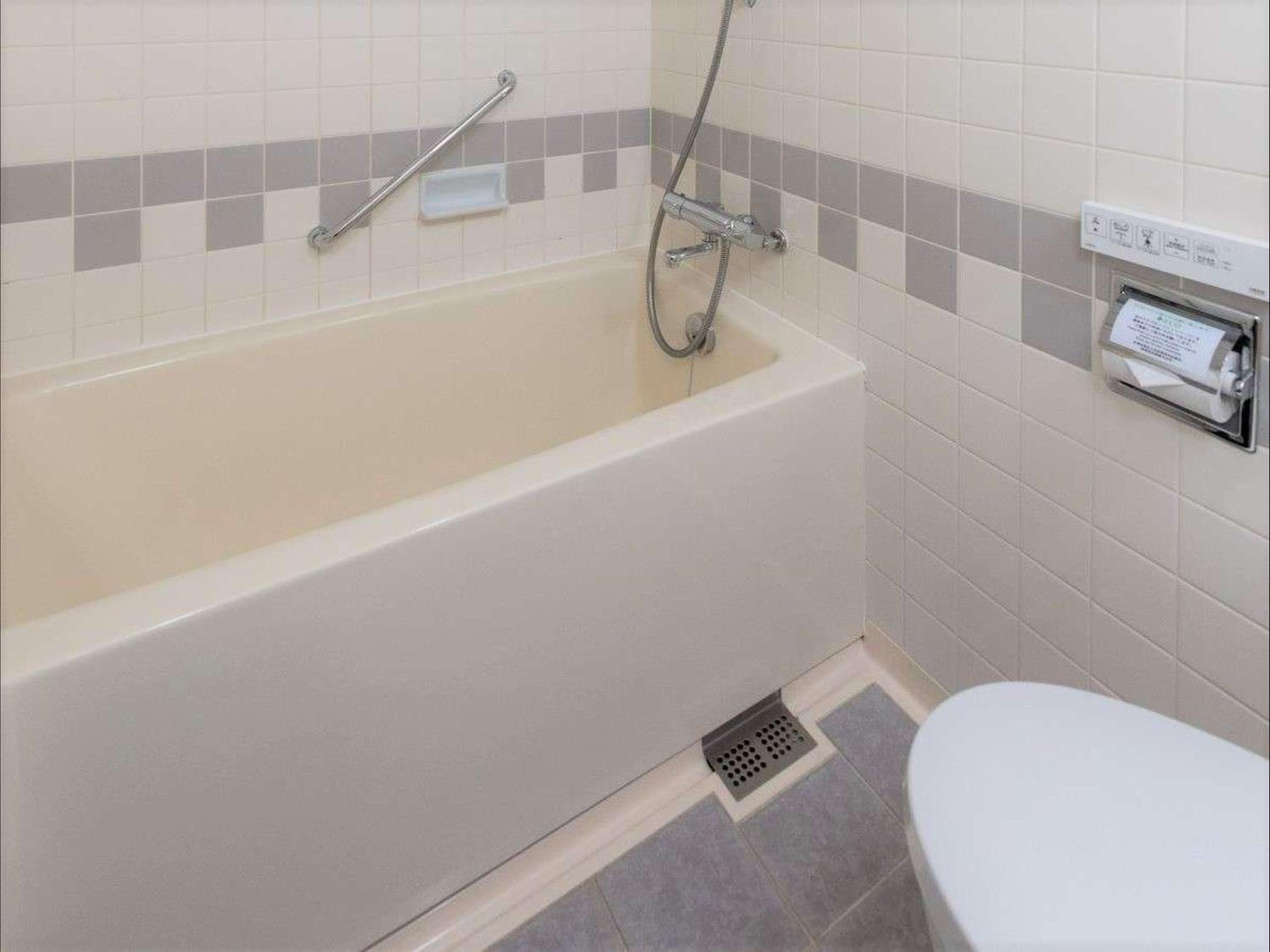Comfort Queen Room - Non-Smoking photo 3