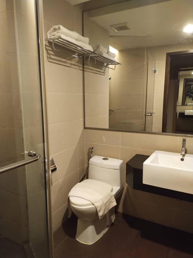 Twin Room - Photo 3