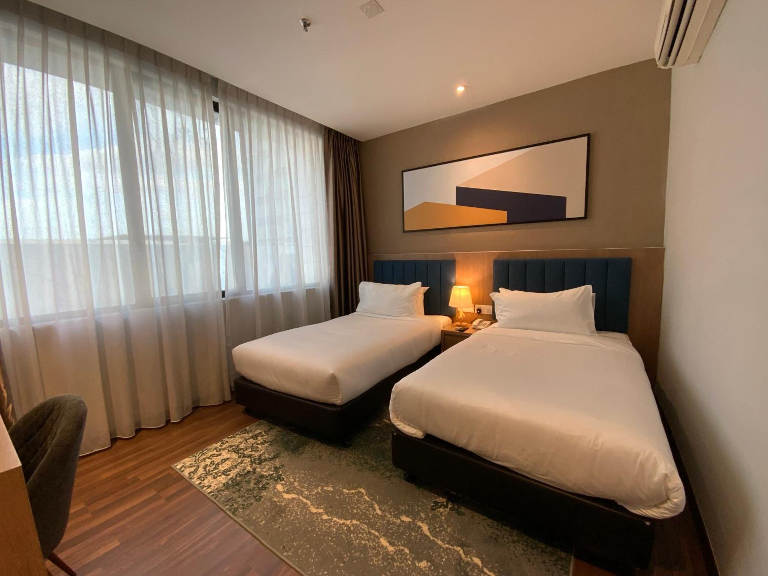 Deluxe Twin Room - Photo 1