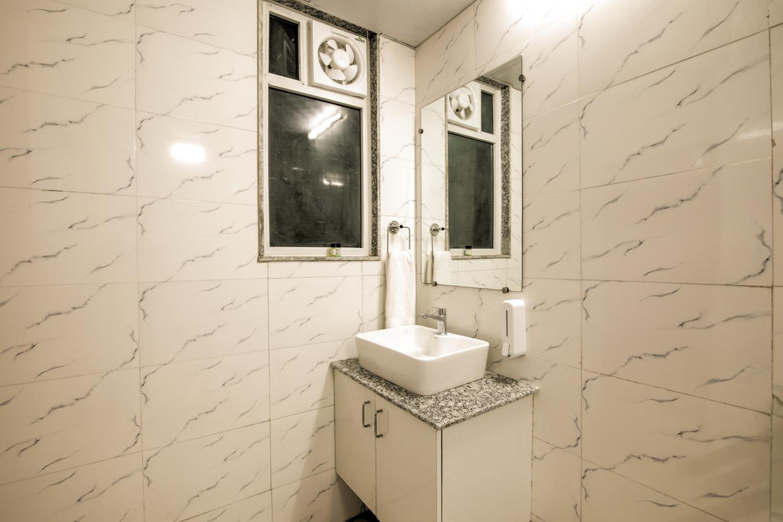 Family Suite - Photo 4