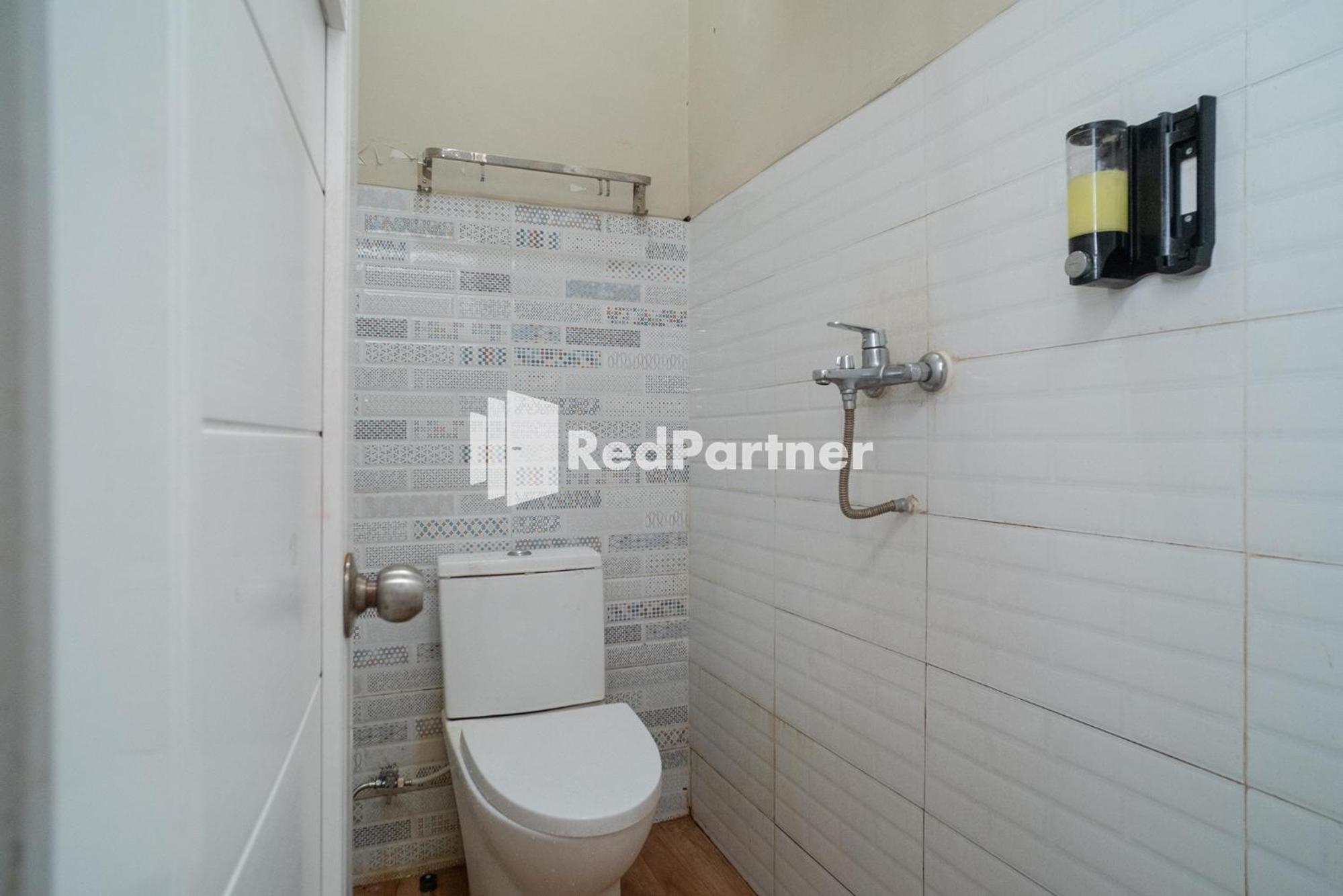 Deluxe Room - Photo 10