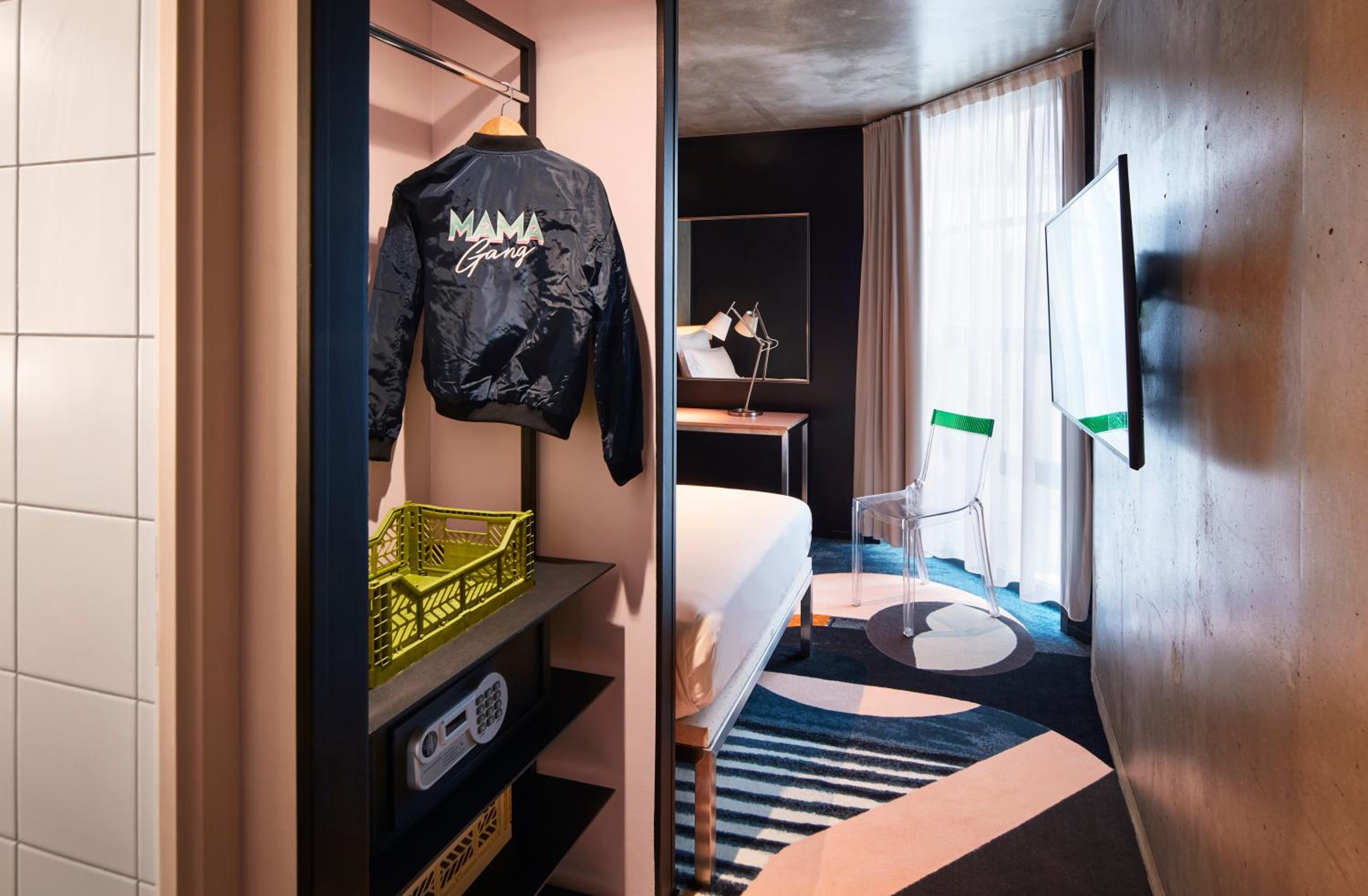 Small Mama Single Room