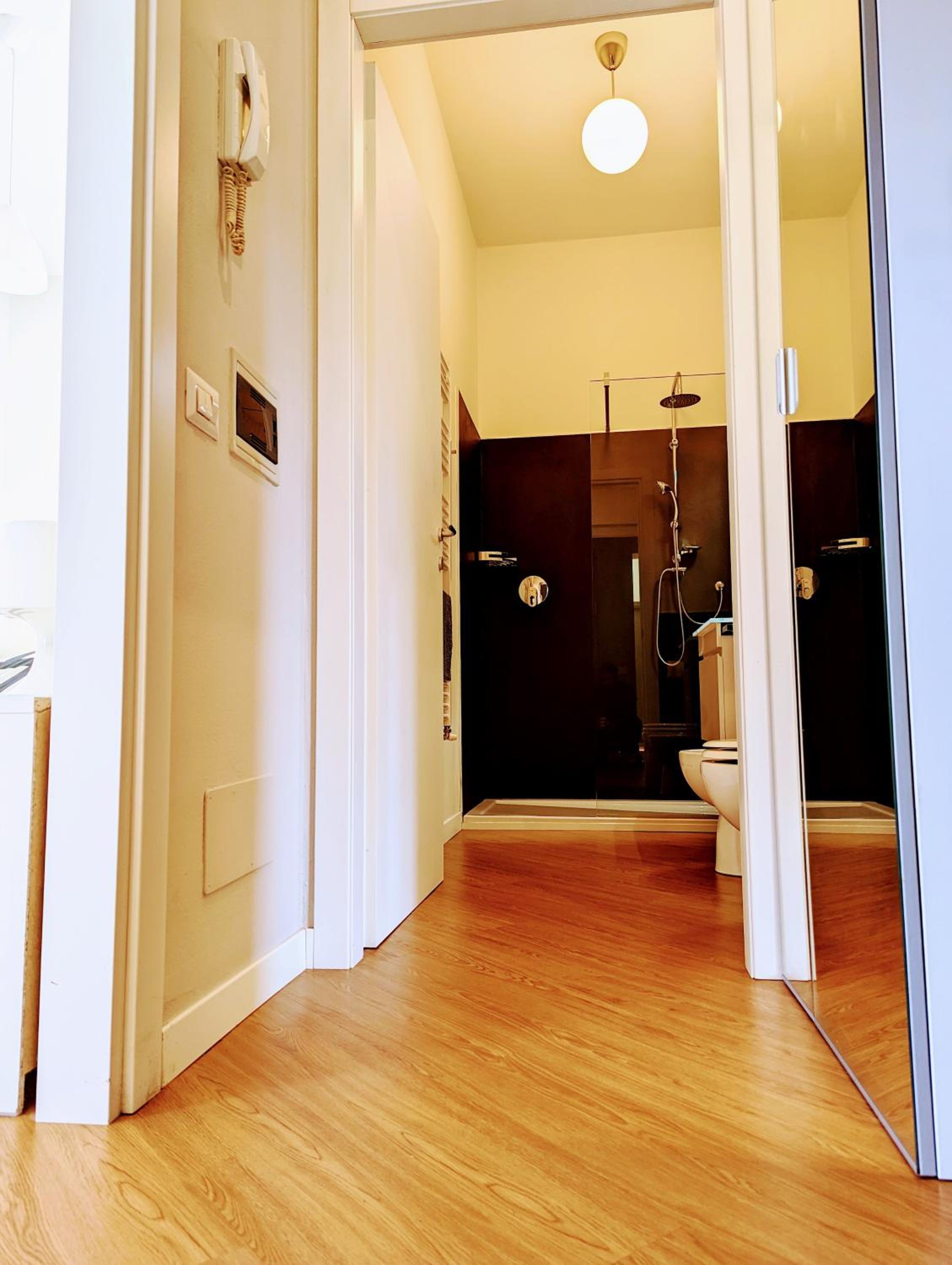 Studio Apartment photo 3