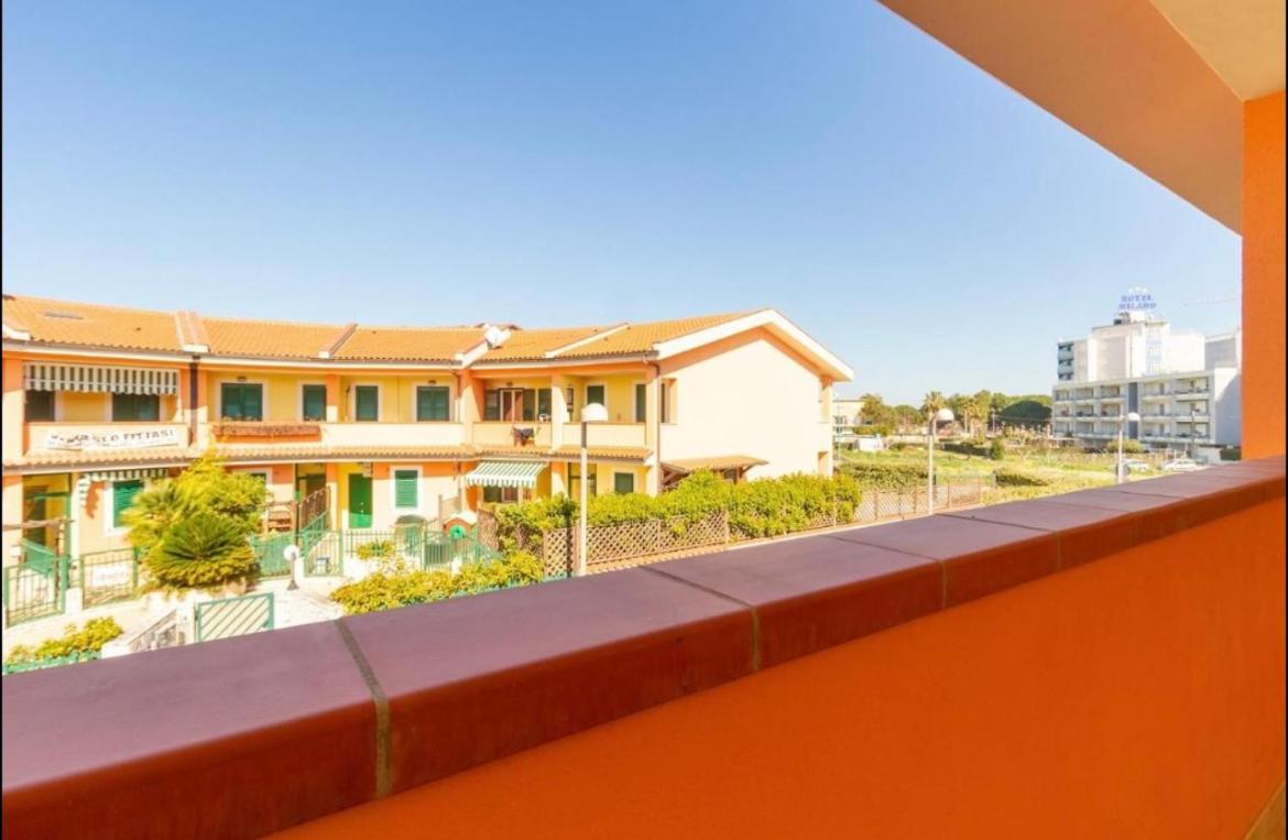 Two-Bedroom Apartment with Balcony and Terrace photo 3