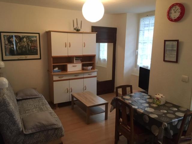 Standard One-Bedroom Apartment