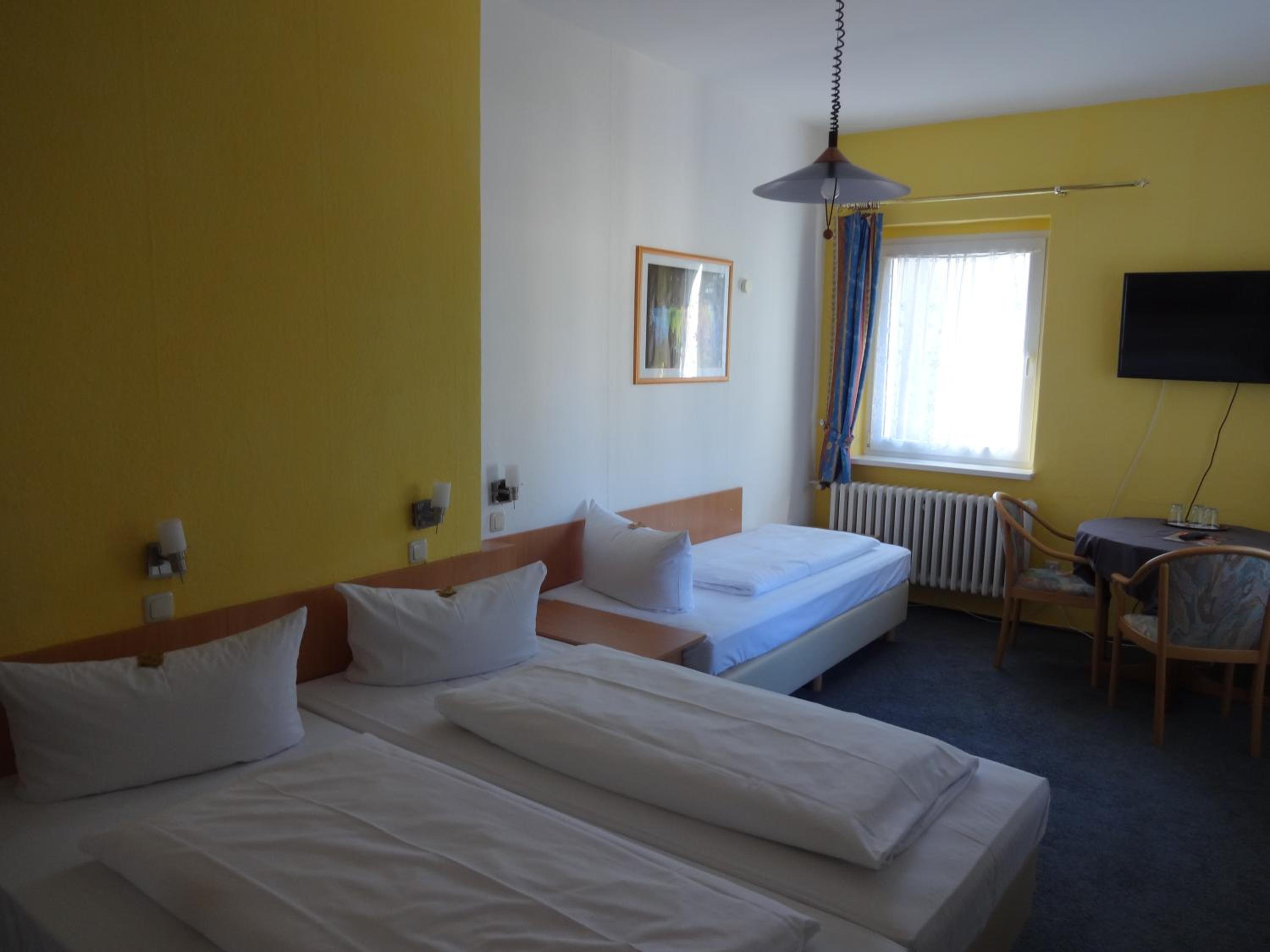 Triple Room with Bathroom