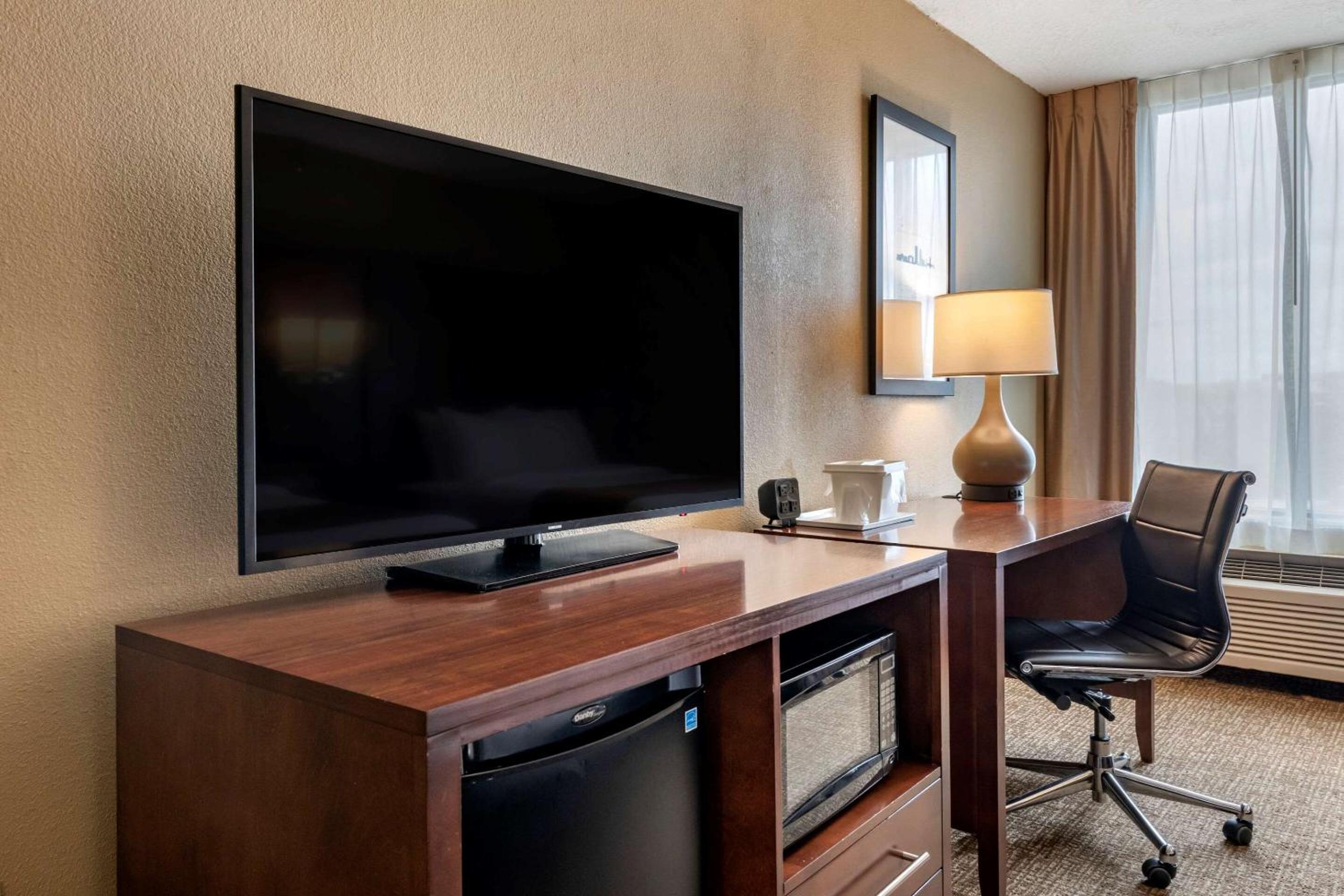 Suite with Two Double Beds - Photo 5
